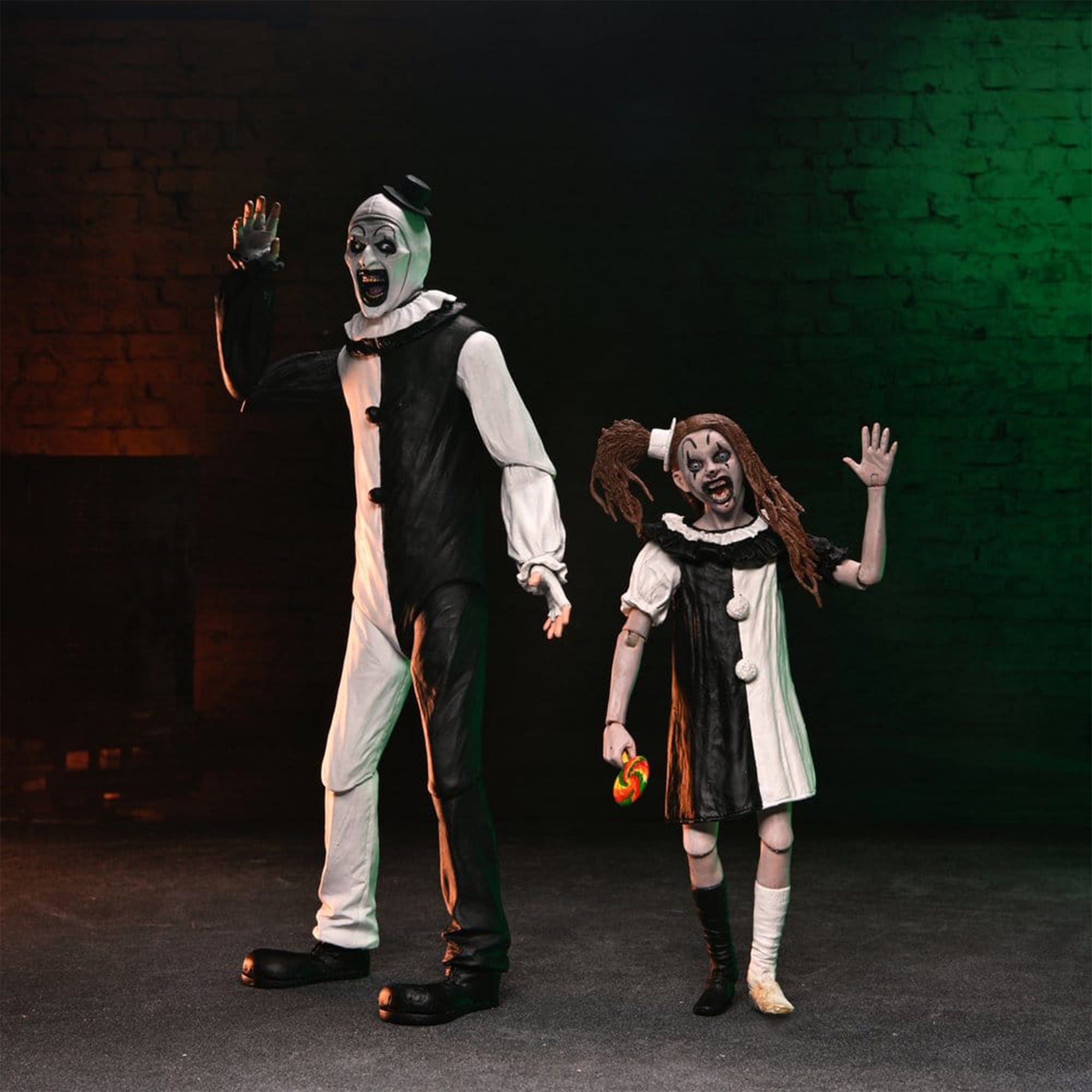 NECA Terrifier 2 Ultimate Art The Clown And The Pale Girl Action Figure 2 Pack – Terrifier, NECA, 18 cm, brand new collector item, Uncanny Collectibles Dublin Ireland