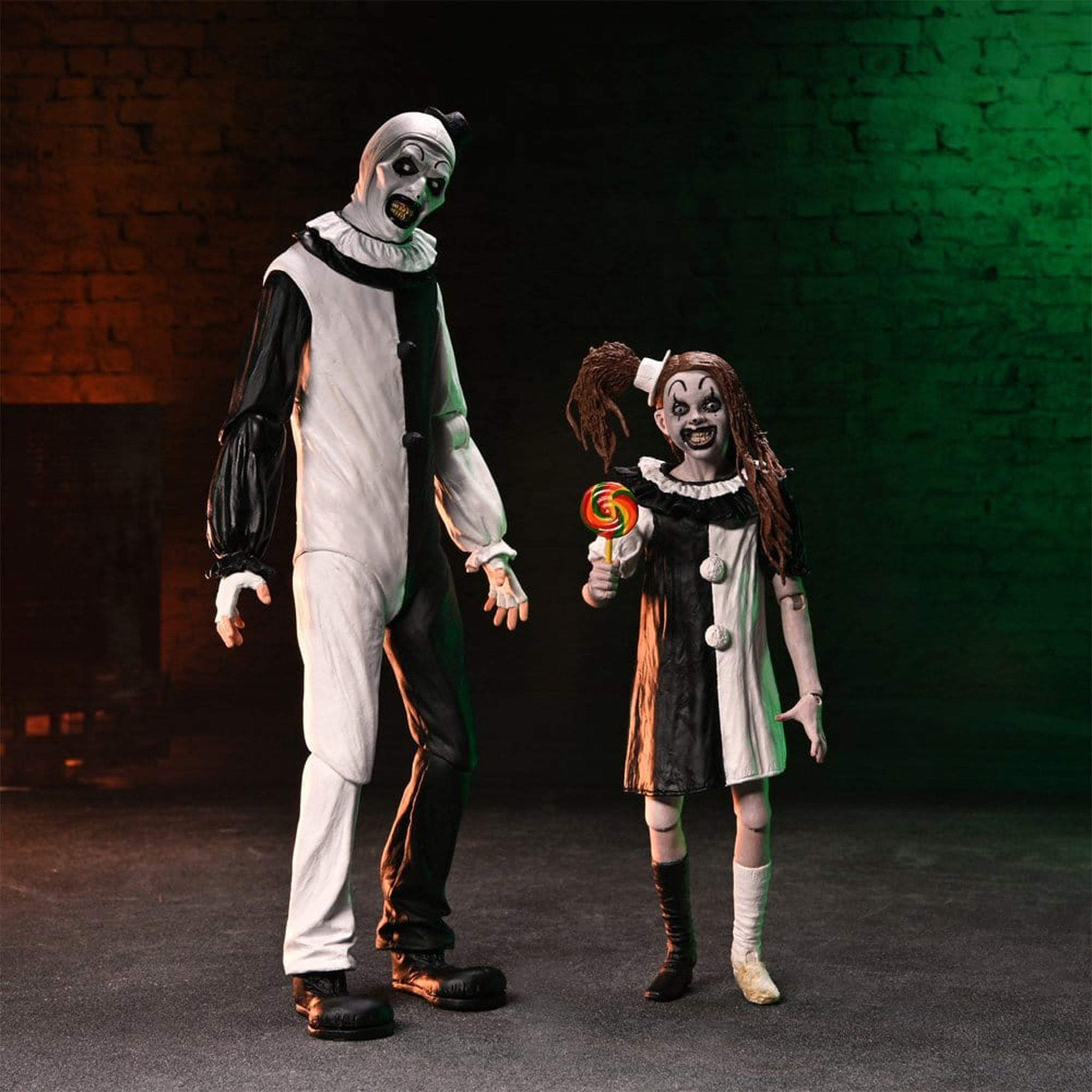 NECA Terrifier 2 Ultimate Art The Clown And The Pale Girl Action Figure 2 Pack – Terrifier, NECA, 18 cm, brand new collector item, Uncanny Collectibles Dublin Ireland