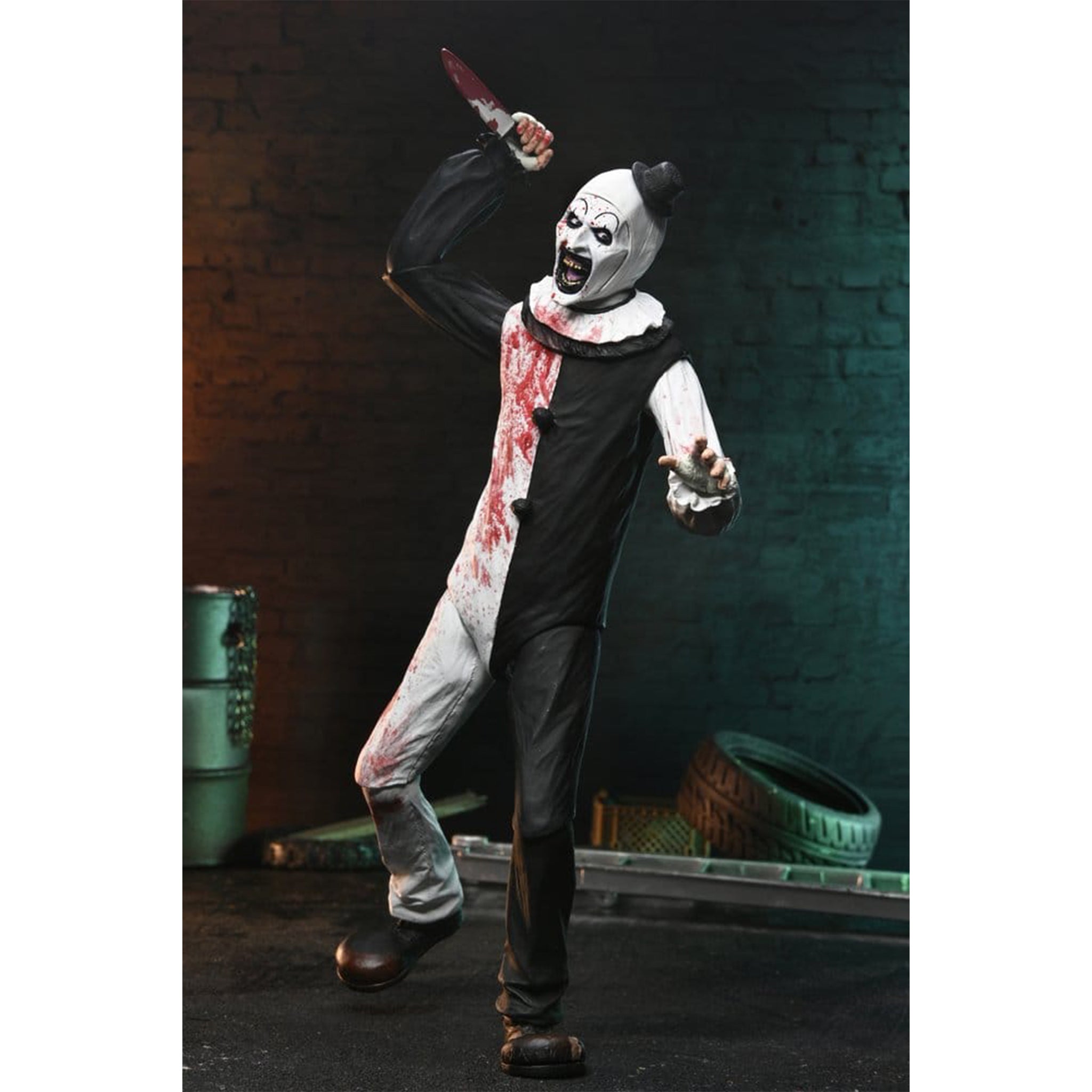 NECA Terrifier 2 Ultimate Art The Clown Blood Splattered Action Figure