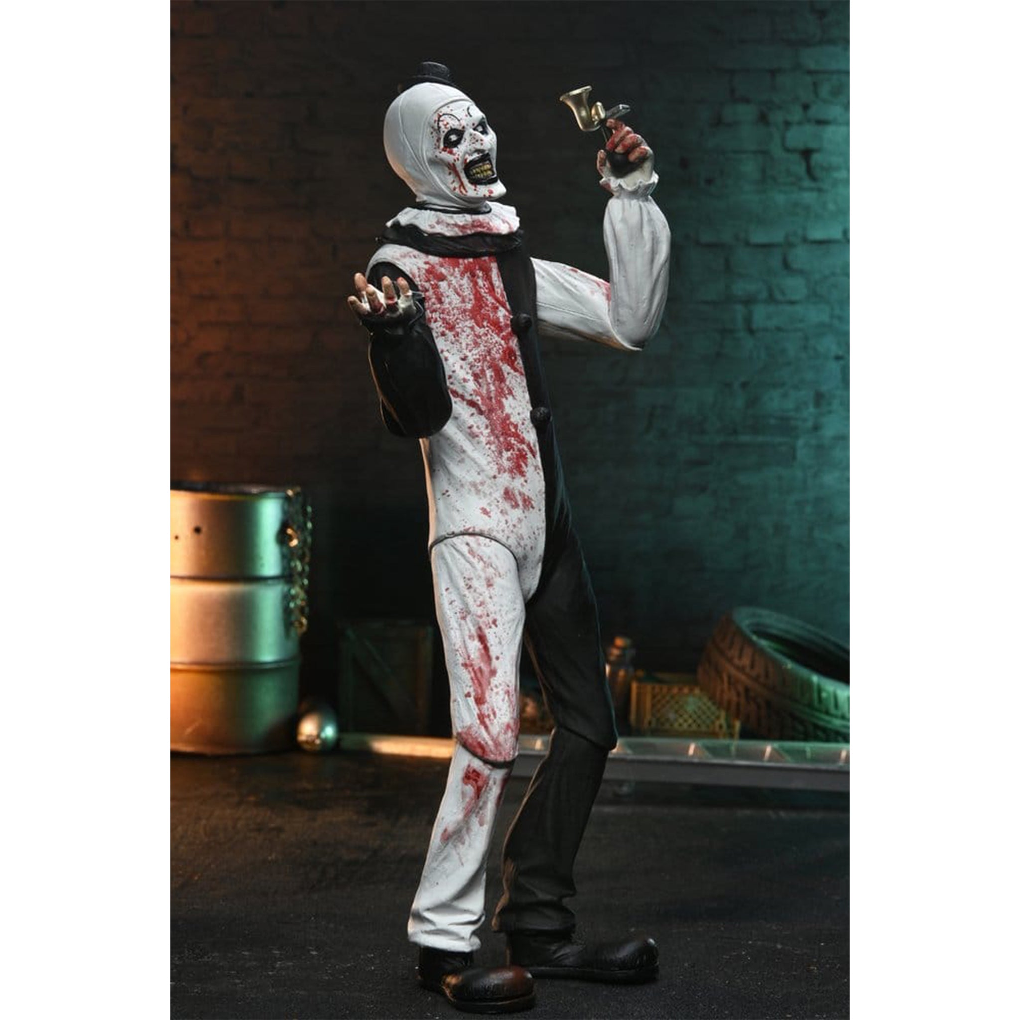 NECA Terrifier 2 Ultimate Art The Clown Blood Splattered Action Figure
