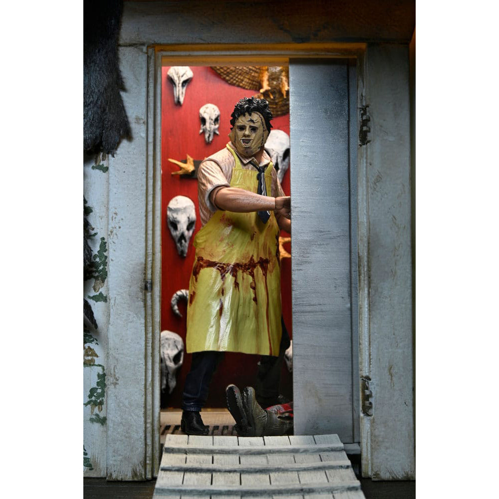 NECA Texas Chainsaw Massacre Leatherface 50th Anniversary clothed action figure, 20cm tall, with real fabric clothing and multiple masks