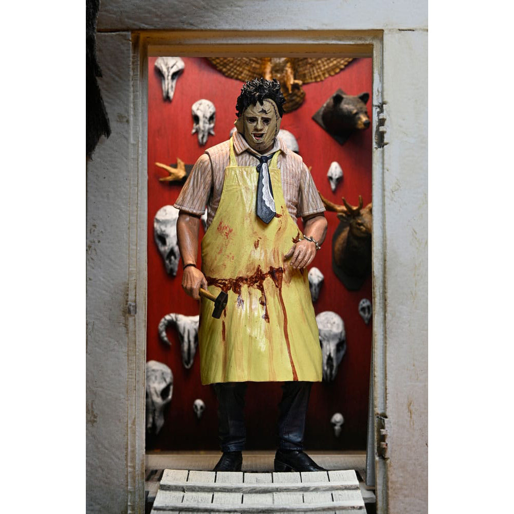 NECA Texas Chainsaw Massacre Leatherface 50th Anniversary clothed action figure, 20cm tall, with real fabric clothing and multiple masks