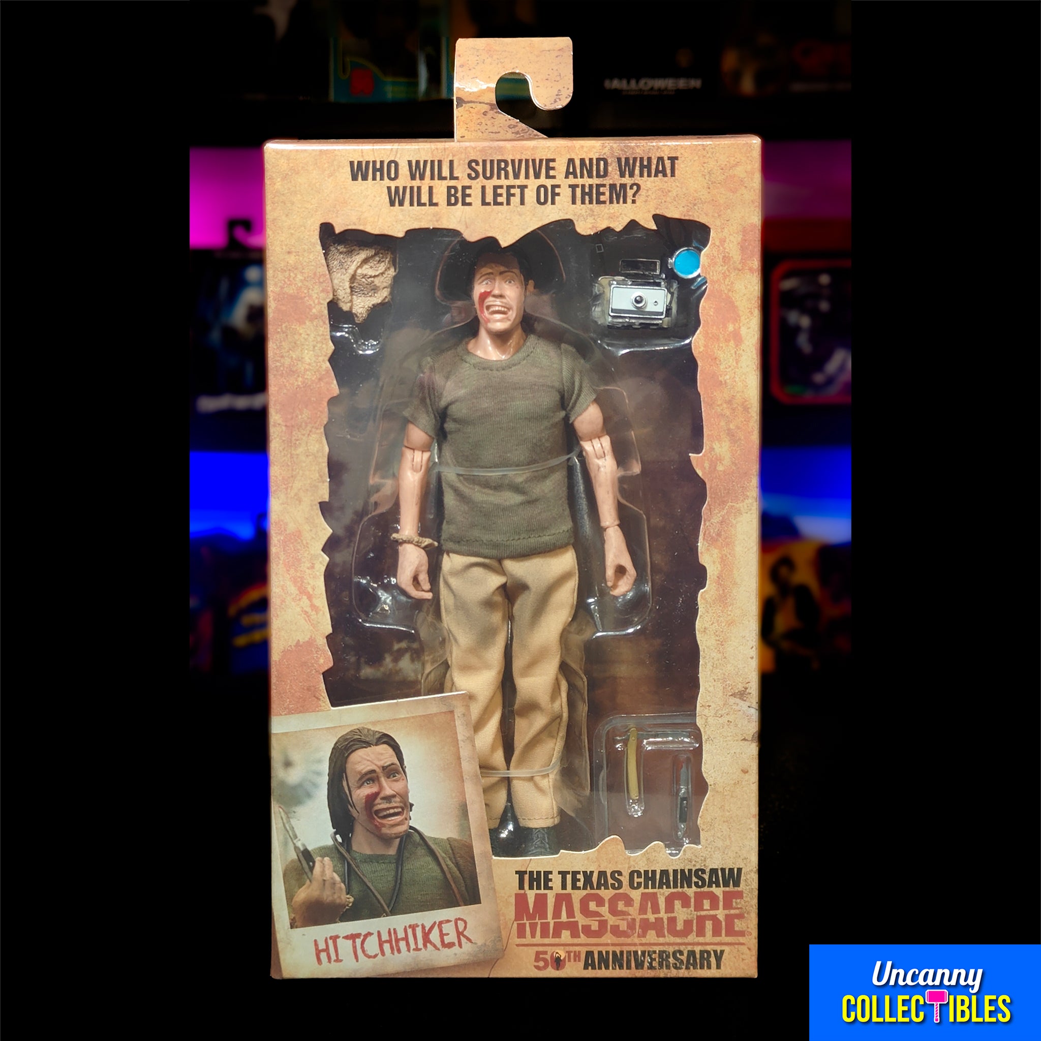 NECA Texas Chainsaw Massacre The Hitchhiker Retro Clothed Action Figure 50th Anniversary 20cm – Texas Chainsaw Massacre, NECA, 20 cm, brand new collector item, Uncanny Collectibles Dublin Ireland