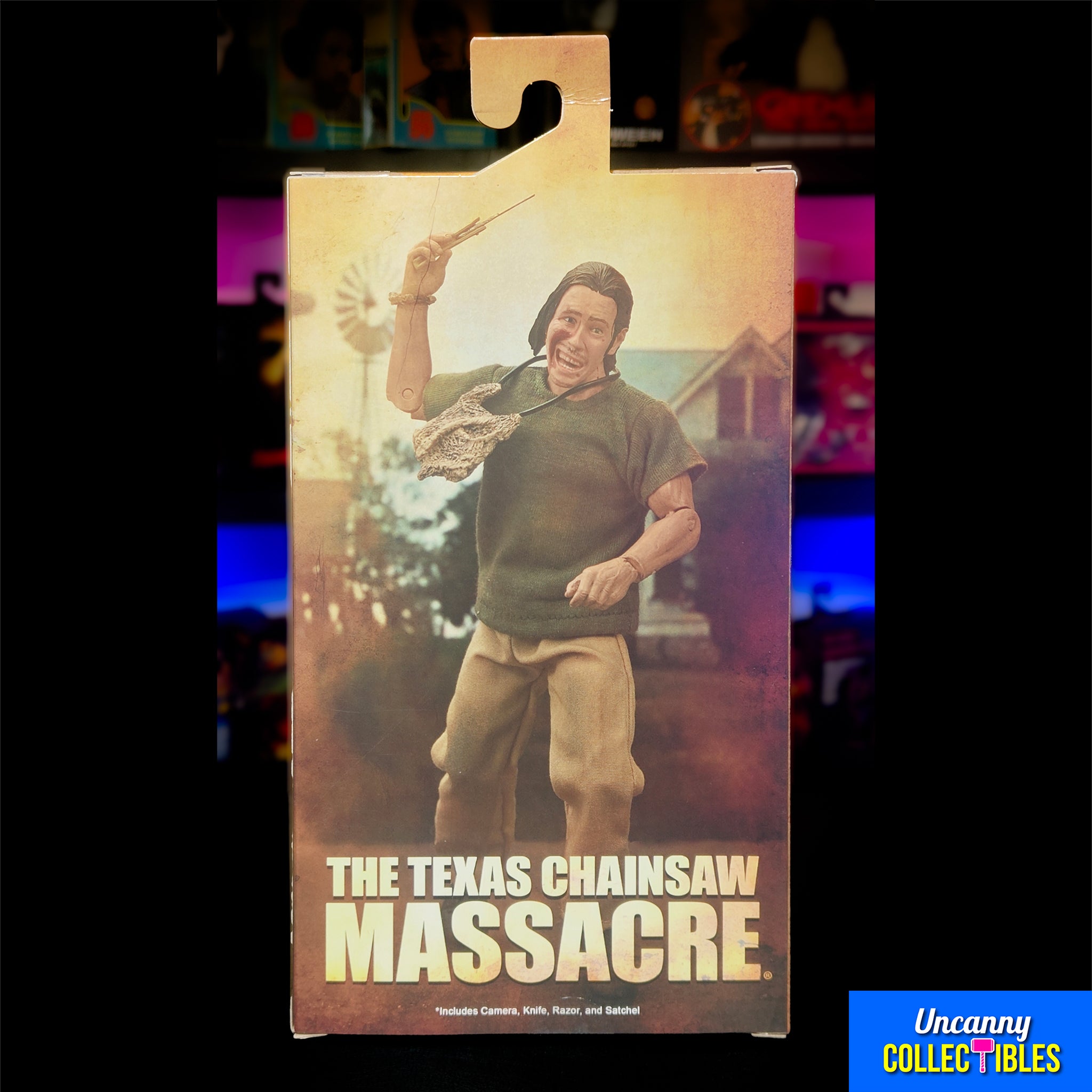 NECA Texas Chainsaw Massacre The Hitchhiker Retro Clothed Action Figure 50th Anniversary 20cm – Texas Chainsaw Massacre, NECA, 20 cm, brand new collector item, Uncanny Collectibles Dublin Ireland