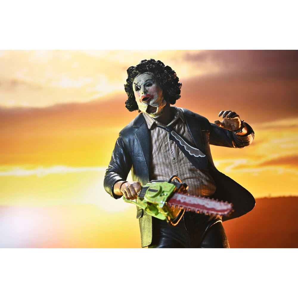 NECA Texas Chainsaw Massacre Ultimate Pretty Woman Leatherface 50th Anniversary action figure, 18cm tall, featuring suit and makeup with windswept jacket