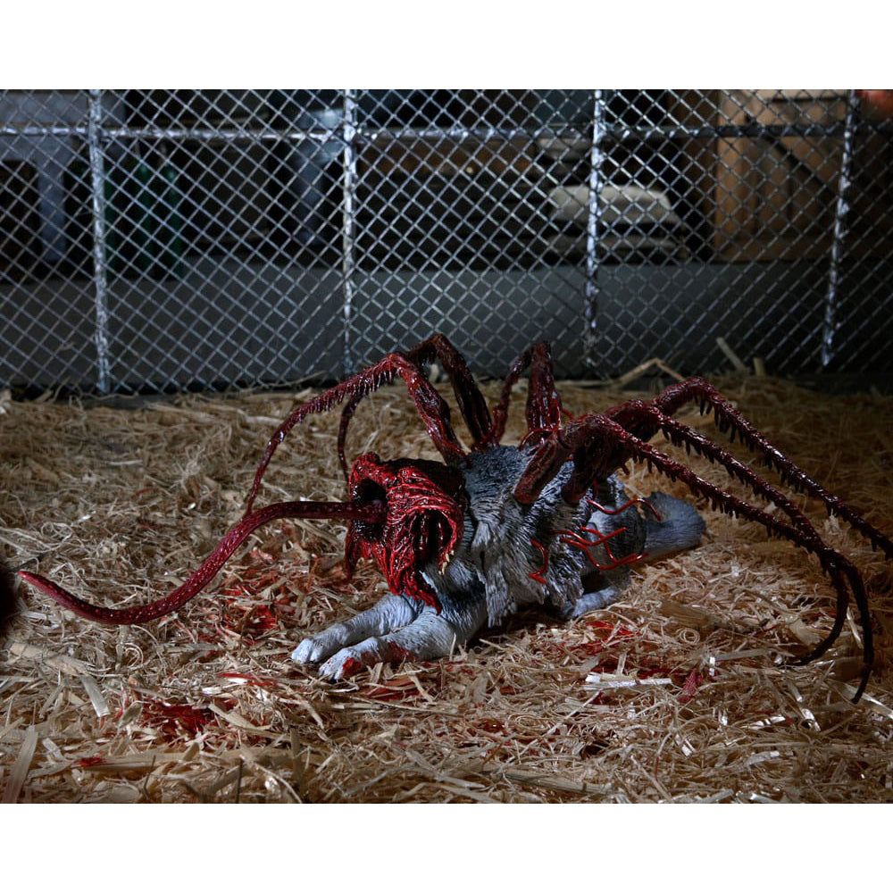 NECA The Thing Deluxe Ultimate Dog Creature Action Figure 18cm Scale