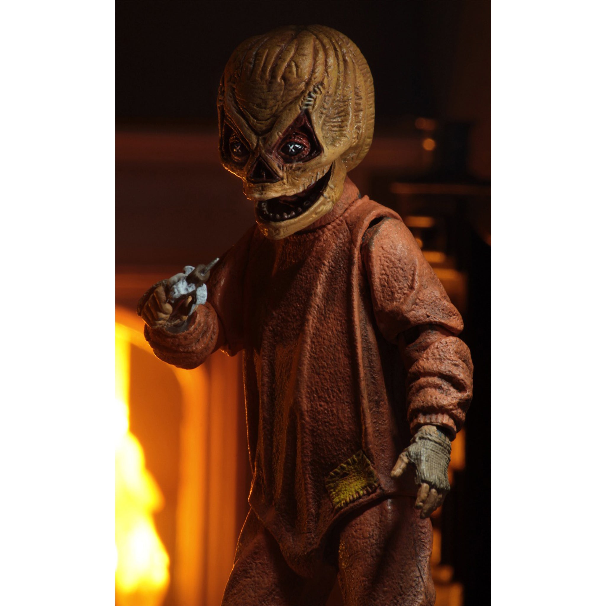 NECA Trick R Treat Ultimate Sam Action Figure 15cm – Horror, NECA, 15 cm, 2021, brand new collector item, Uncanny Collectibles Dublin Ireland