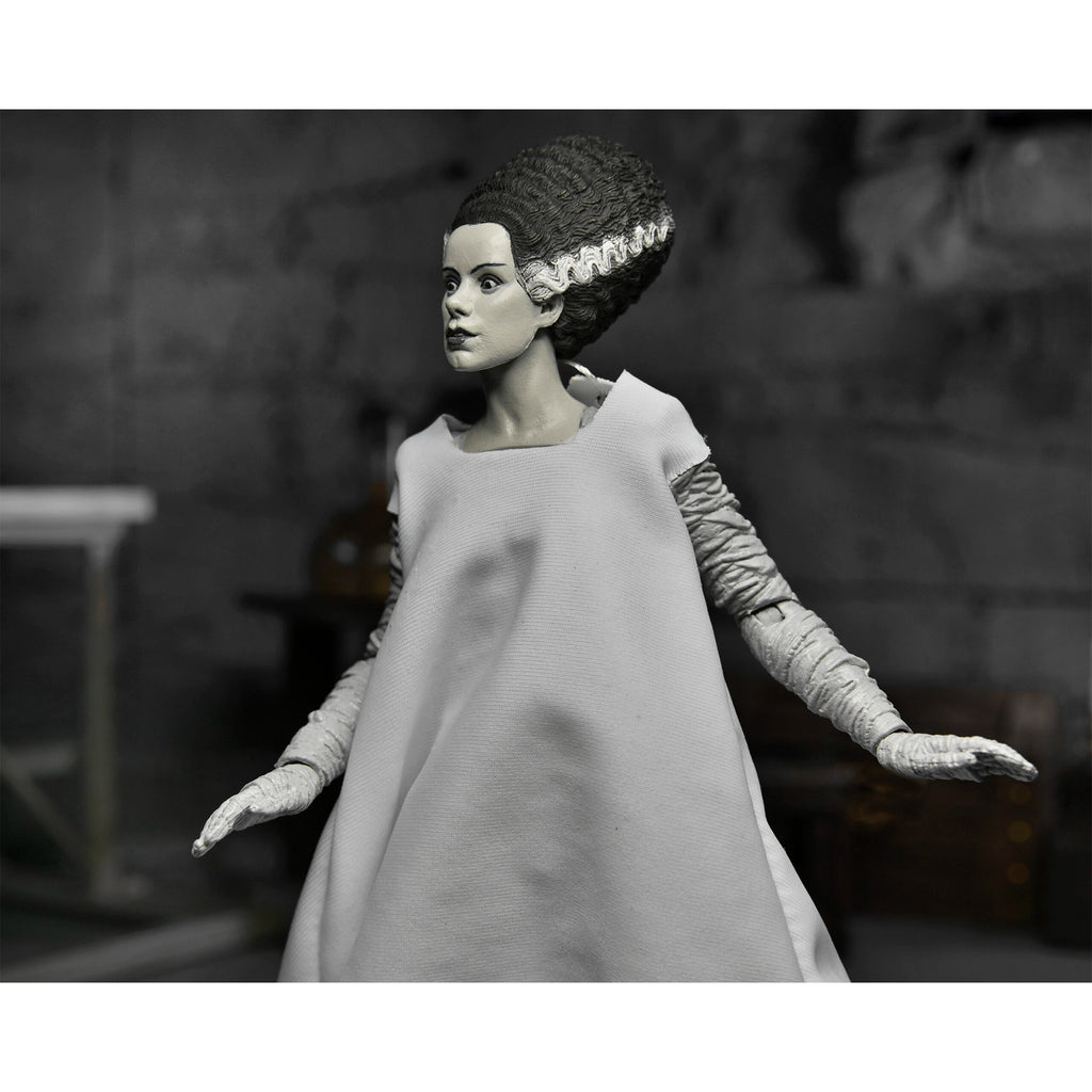 NECA Ultimate Bride of Frankenstein Universal Monsters Black & White Action Figure