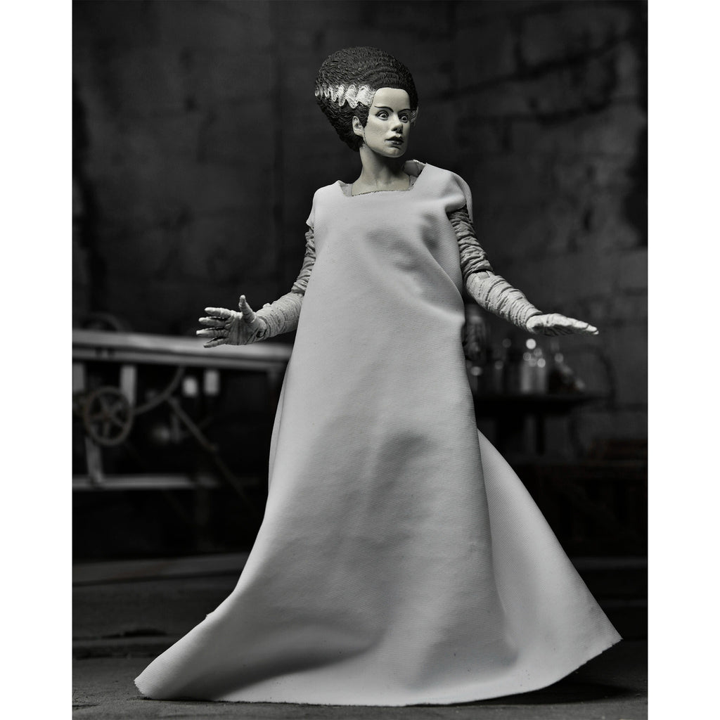 NECA Ultimate Bride of Frankenstein Universal Monsters Black & White Action Figure