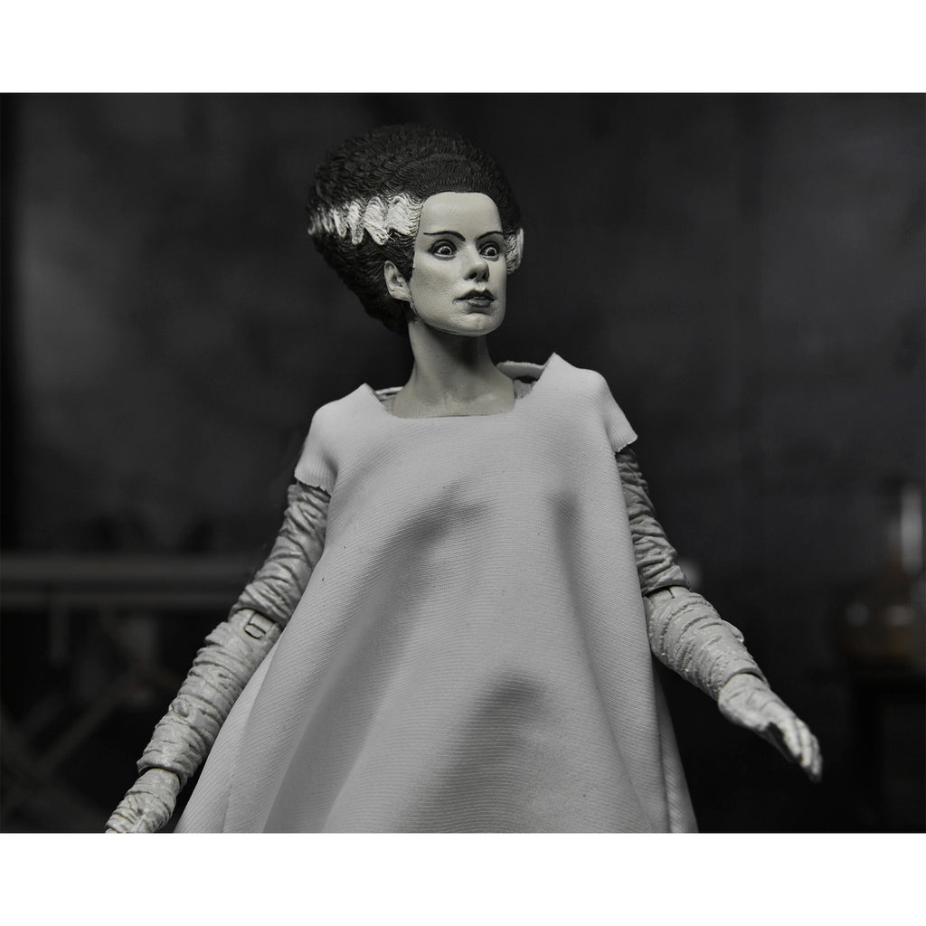 NECA Ultimate Bride of Frankenstein Universal Monsters Black & White Action Figure