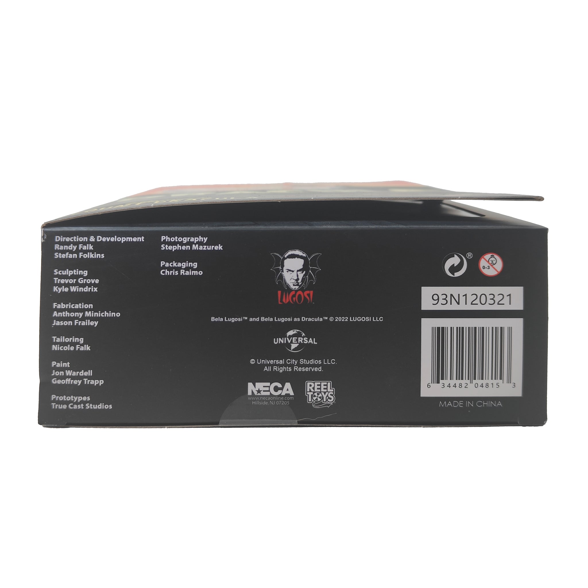 NECA Universal Monsters Ultimate Dracula Carfax Abbey Action Figure Black and White Version 18cm - Used – Universal Monsters, NECA, 18 cm, 2021, pre-owned collector piece, Uncanny Collectibles Dublin Ireland