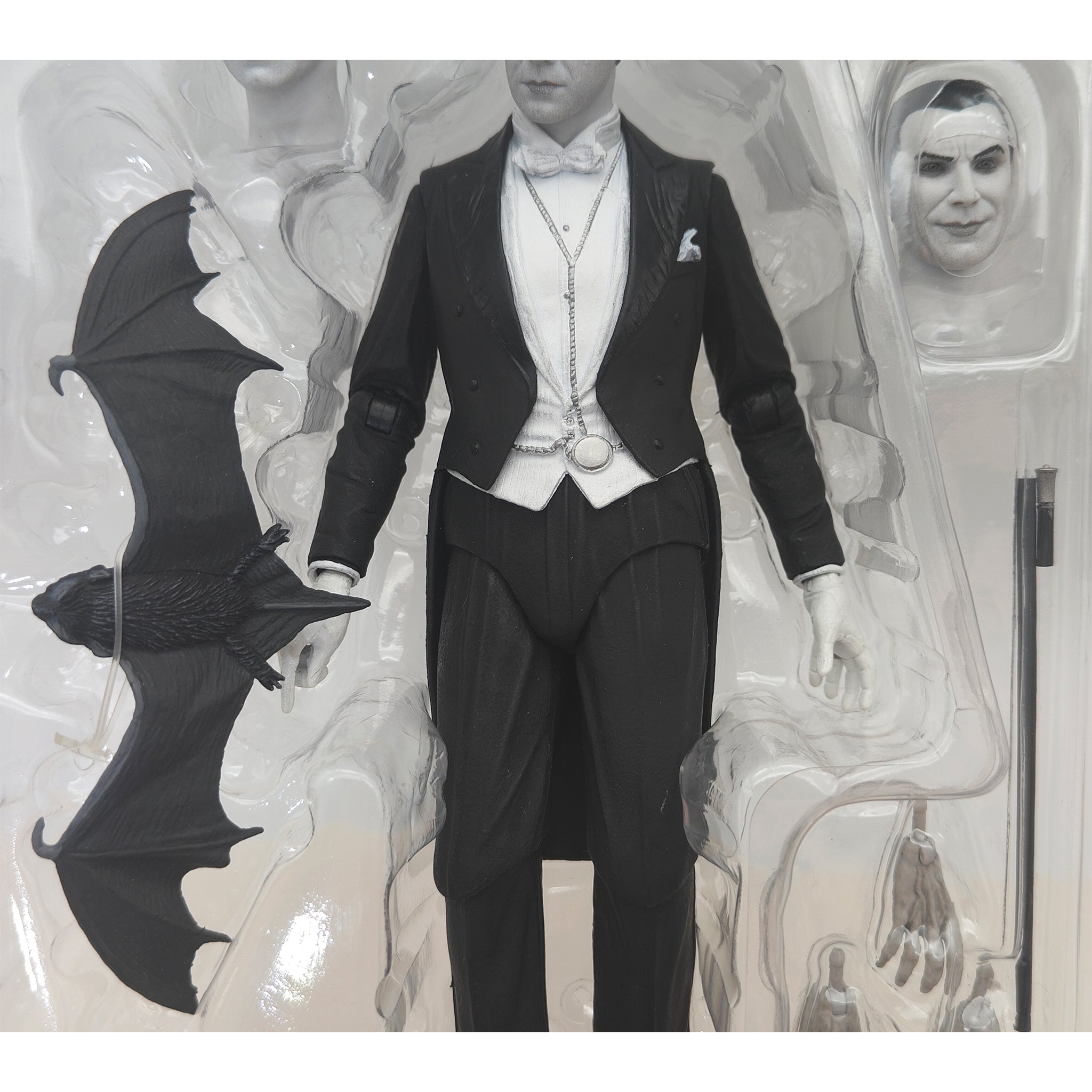 NECA Universal Monsters Ultimate Dracula Carfax Abbey Action Figure Black and White Version 18cm - Used – Universal Monsters, NECA, 18 cm, 2021, pre-owned collector piece, Uncanny Collectibles Dublin Ireland