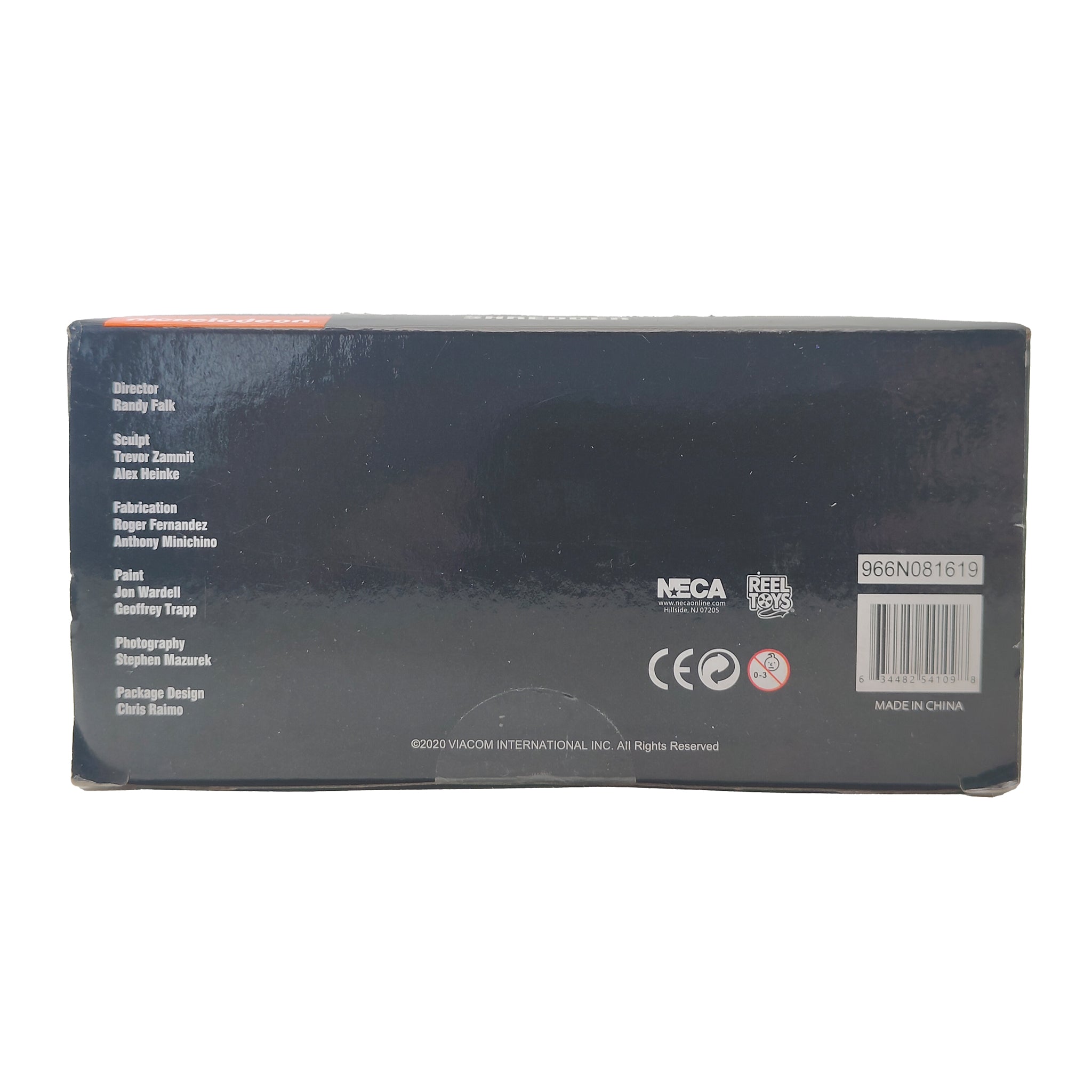 NECA Shredder Teenage Mutant Ninja Turtles 1990s Movie Action Figure 2019 18cm – Teenage Mutant Ninja Turtles, NECA, 18 cm, 2019, pre-owned collector piece, Uncanny Collectibles Dublin Ireland