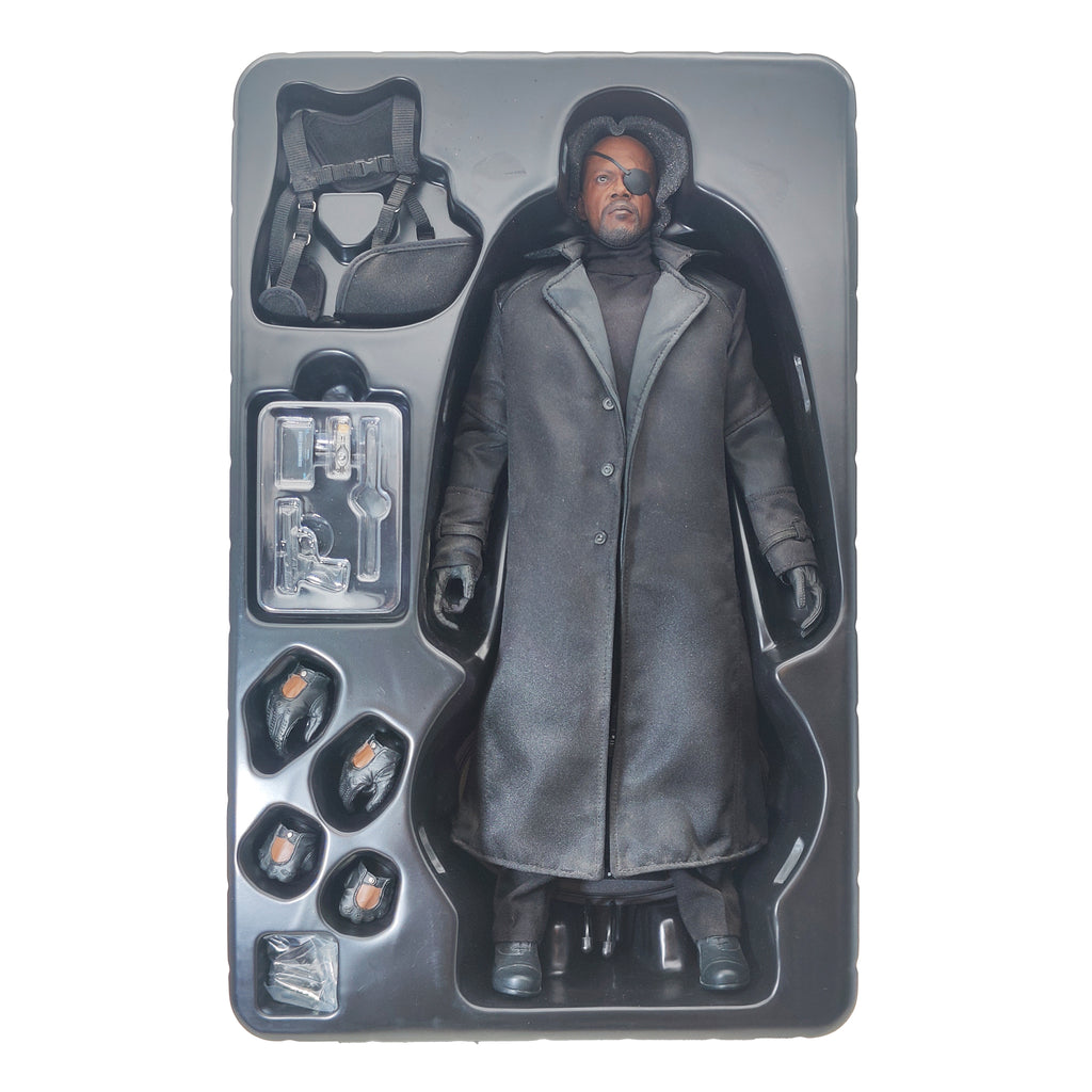 Nick Fury  Captain America The Winter Soldier MMS 315 Hot Toys 1/6 Scale Action Figure 2016 – Avengers, Hot Toys, 30 cm, 2016, pre-owned collector piece, Uncanny Collectibles Dublin Ireland