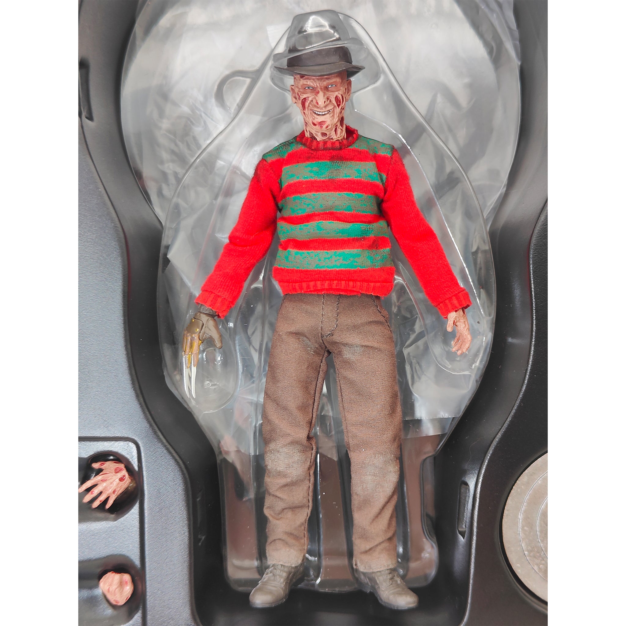 Nightmare on Elm Street Freddy Krueger One:12 Collective Mezco Figure - Used