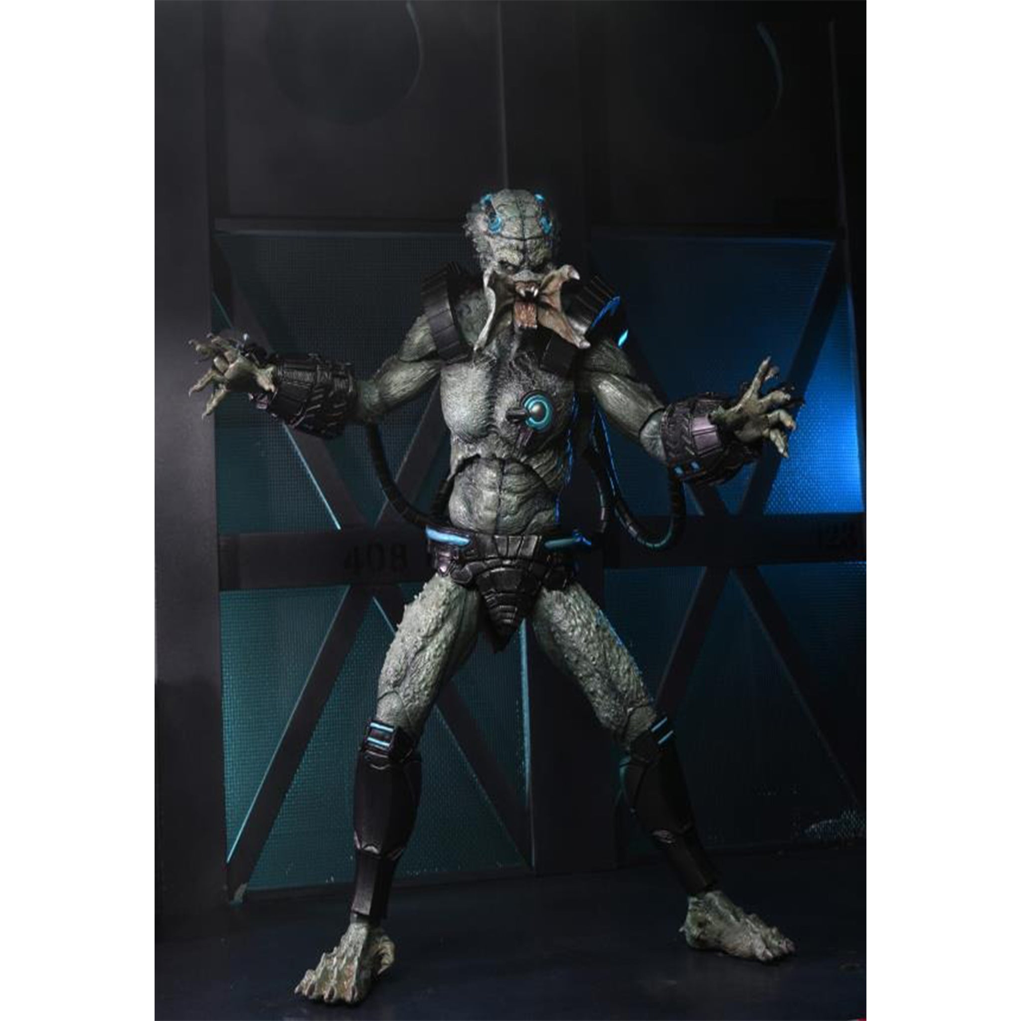 NECA Predator Concrete Jungle Deluxe Ultimate Stone Heart Predator Action Figure 25cm