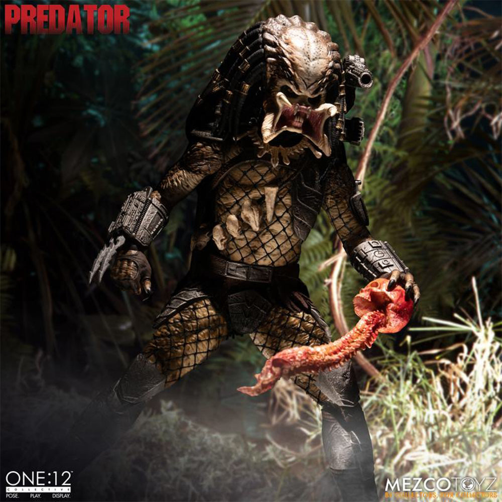 Predator Mezco Toyz One:12 Collective Deluxe Edition Action Figure 20cm – Predator, Mezco Toyz, 20 cm, brand new collector item, Uncanny Collectibles Dublin Ireland