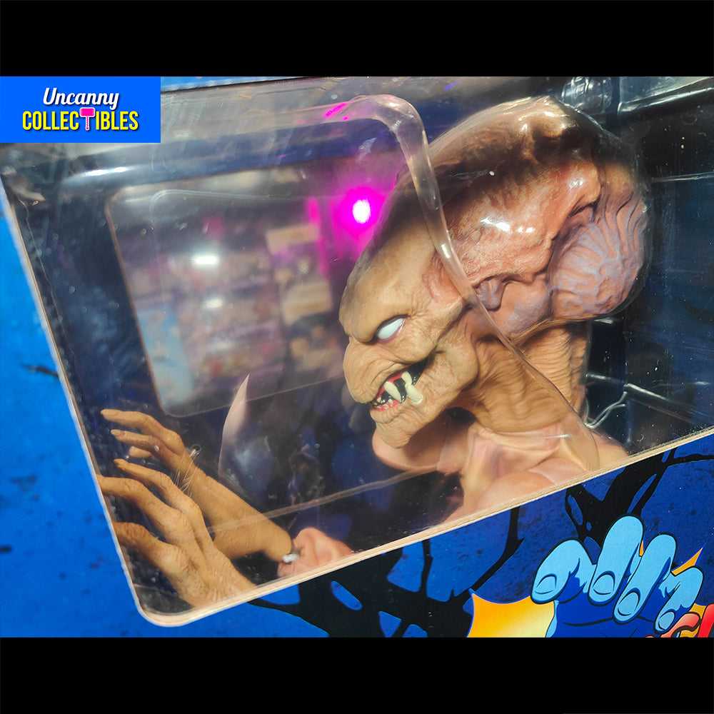 Syndicate Collectibles Pumpkinhead Horror Reachers Boxing Puppet 33cm – Horror, Syndicate Collectibles, 33 cm, 2024, pre-owned collector piece, Uncanny Collectibles Dublin Ireland