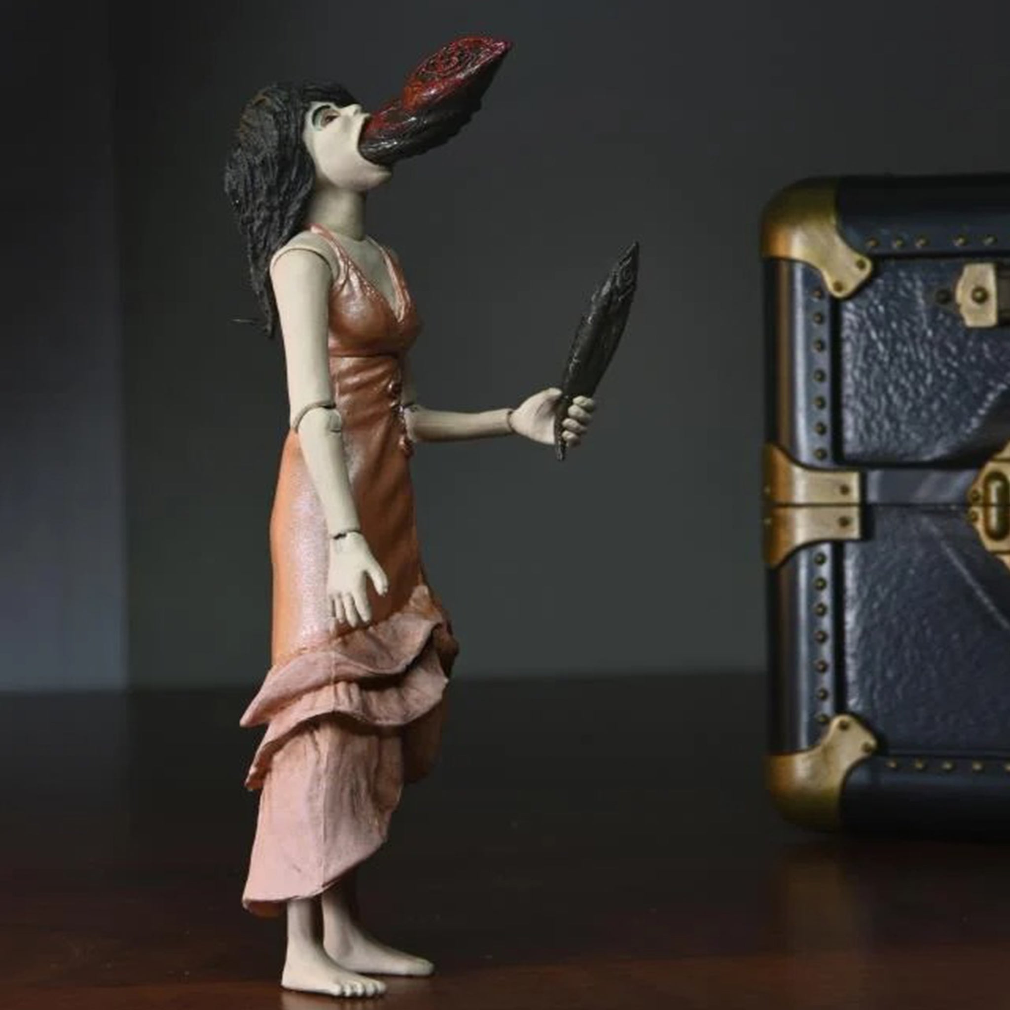 NECA Puppet Master Toulons Puppet Case And Leech Woman Action Figure 2 Pack – Horror, NECA, 10 cm, brand new collector item, Uncanny Collectibles Dublin Ireland