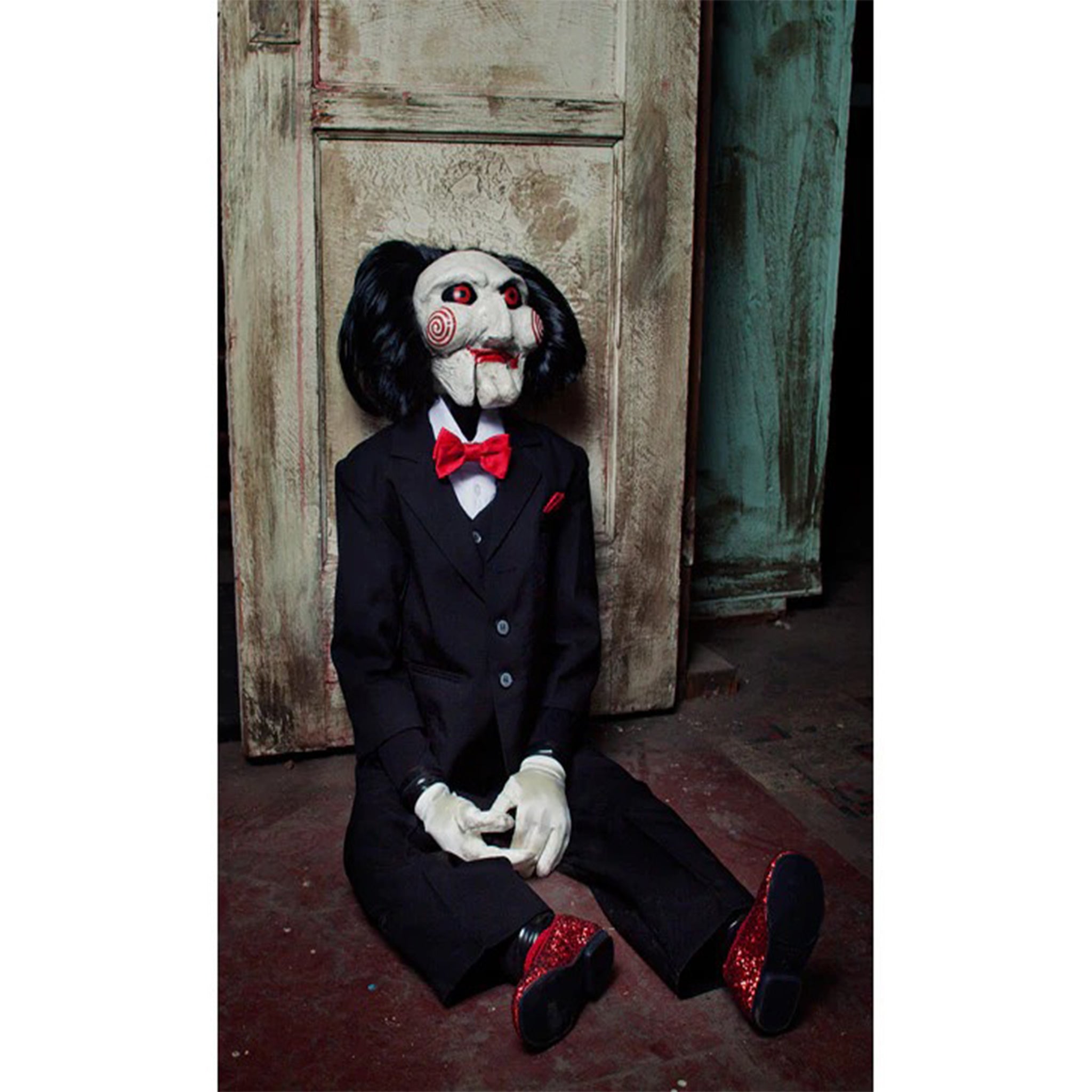 Saw Billy Puppet Prop Trick or Treat Studios Life-Size Standard Version – Saw, Trick or Treat Studios, 104 cm, brand new collector item, Uncanny Collectibles Dublin Ireland