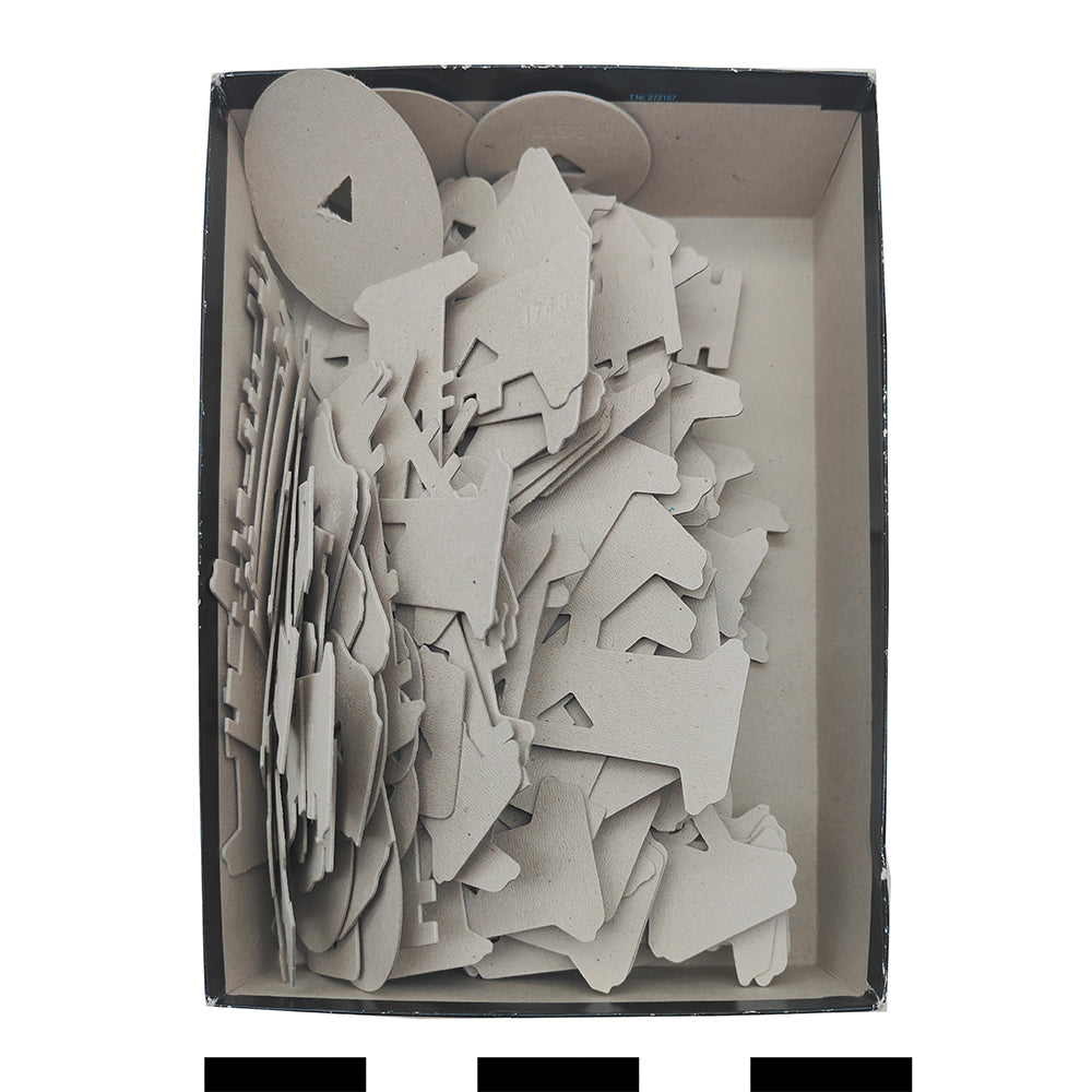 Sculpture Puzzles 3D Vertical Jigsaw The Clock Really Useful Games 1995 – Board Game, Vintage Brands, -, 1995, pre-owned collector piece, Uncanny Collectibles Dublin Ireland