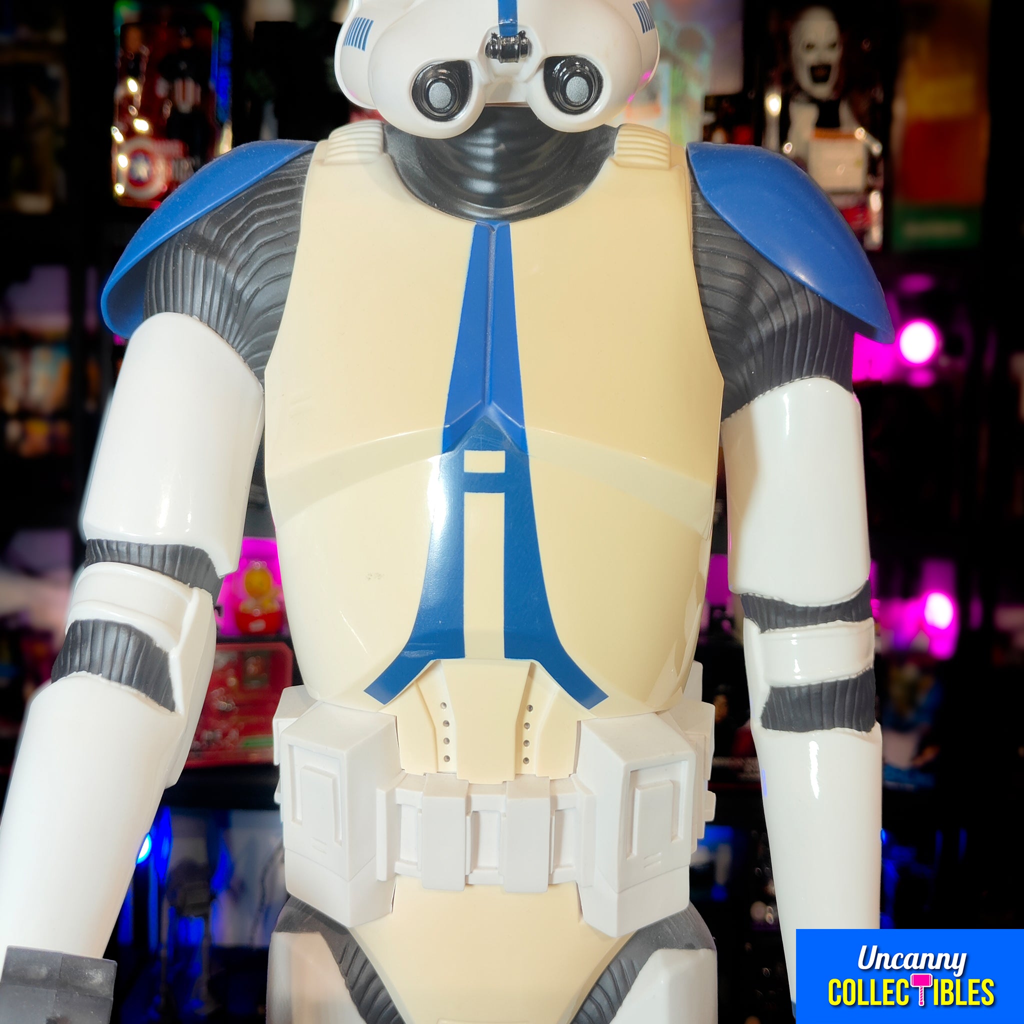 Star Wars 501st Legion Clone Trooper Jakks Pacific Giant Action Figure 2013 76cm – Star Wars, JAKKS Pacific, 76 cm, 2013, pre-owned collector piece, Uncanny Collectibles Dublin Ireland