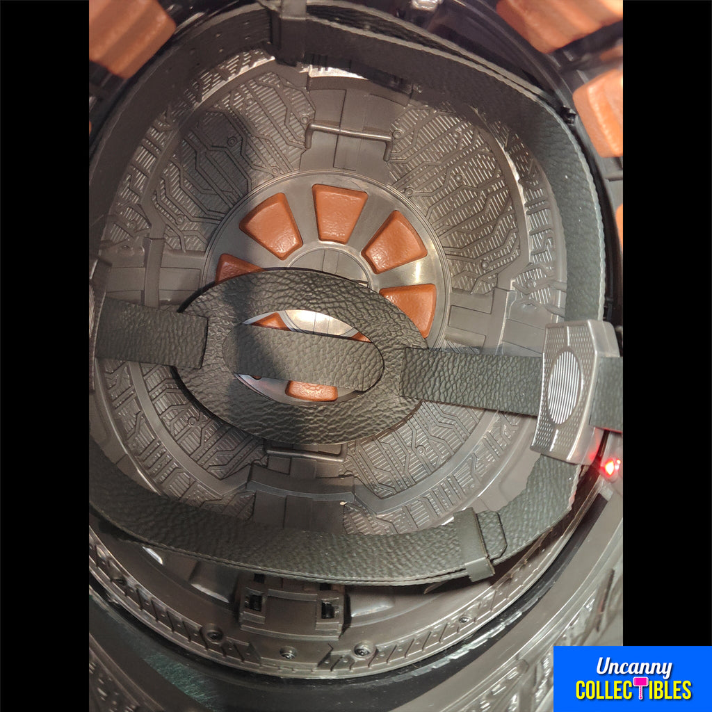 Star Wars Black Series  The Mandalorian Electronic Helmet Hasbro 2021 – Star Wars, Hasbro, 35 cm, 2021, pre-owned collector piece, Uncanny Collectibles Dublin Ireland