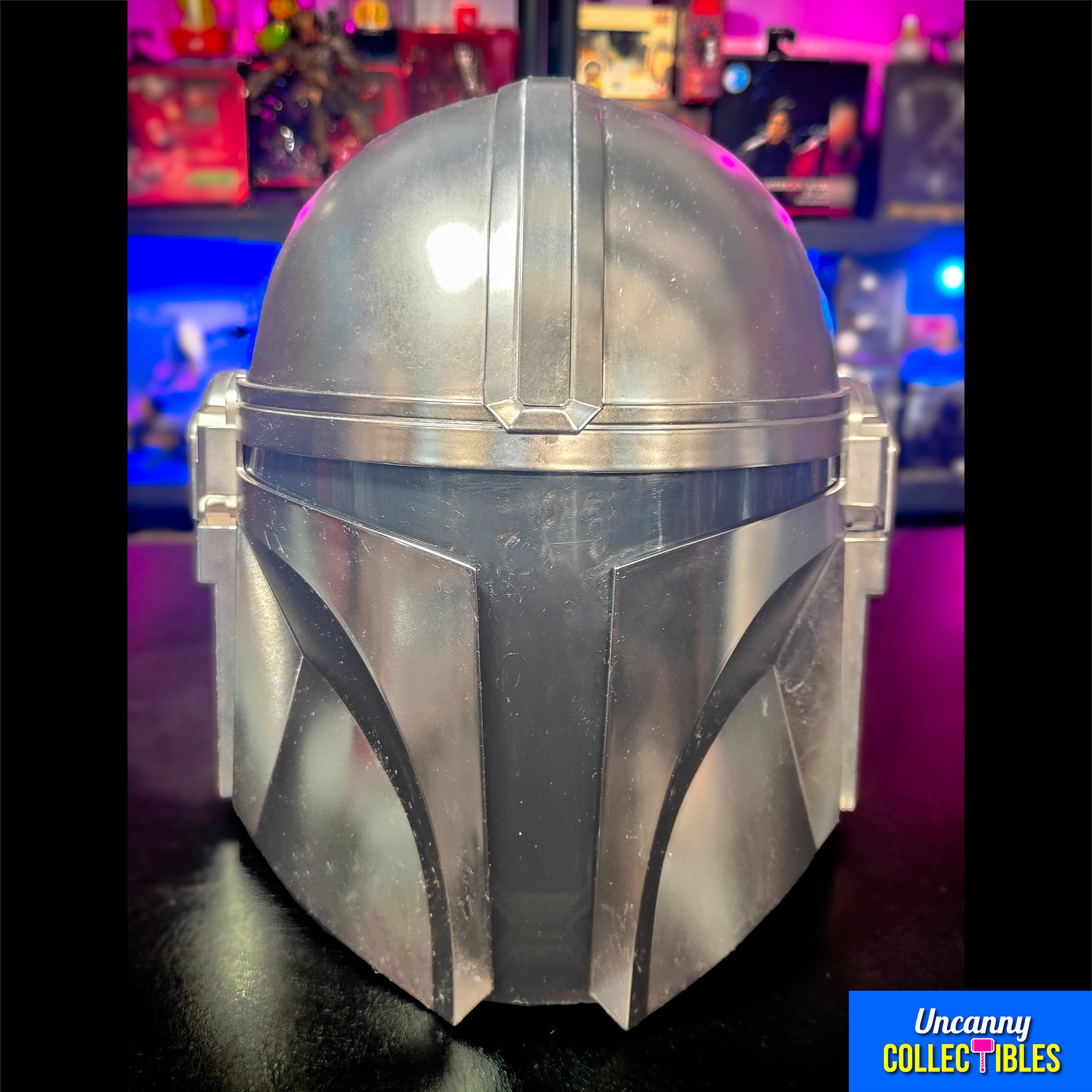 Star Wars Black Series  The Mandalorian Electronic Helmet Hasbro 2021 – Star Wars, Hasbro, 35 cm, 2021, pre-owned collector piece, Uncanny Collectibles Dublin Ireland