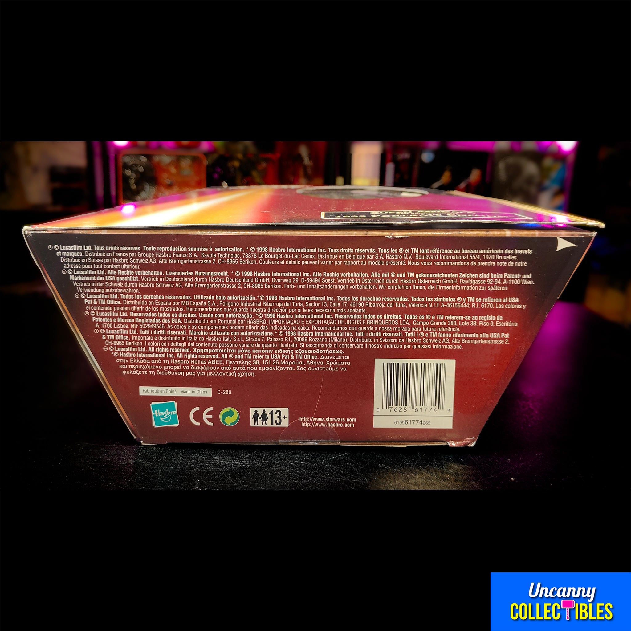 Star Wars Episode 1 Queen Amidala Red Senate Gown 1999 Portrait Edition Doll Hasbro 30cm – Star Wars, Hasbro, 30 cm, 1999, pre-owned collector piece, Uncanny Collectibles Dublin Ireland