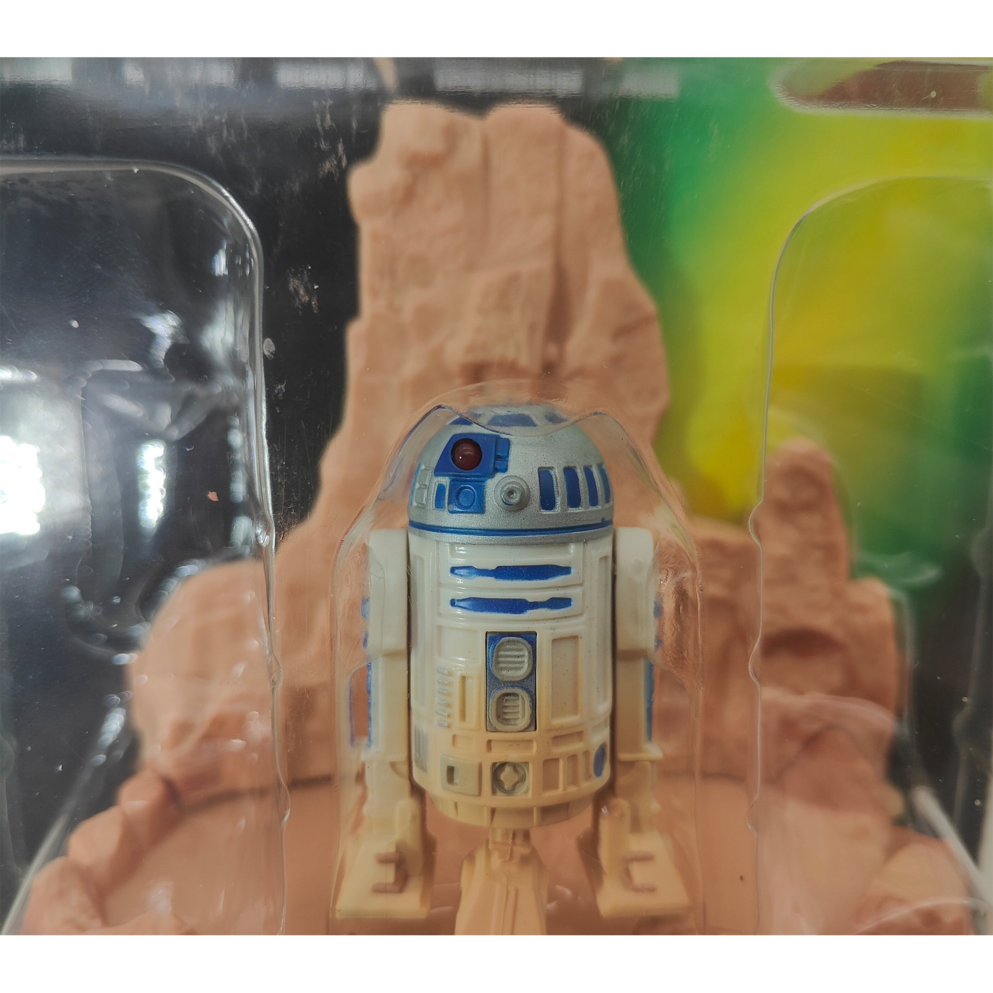 Star Wars Power of The Force Deluxe R2-D2 3.75 Inch Action Figure 1996 Green Tri Logo Card – Star Wars, Hasbro, 9.5 cm, 1996, pre-owned collector piece, Uncanny Collectibles Dublin Ireland