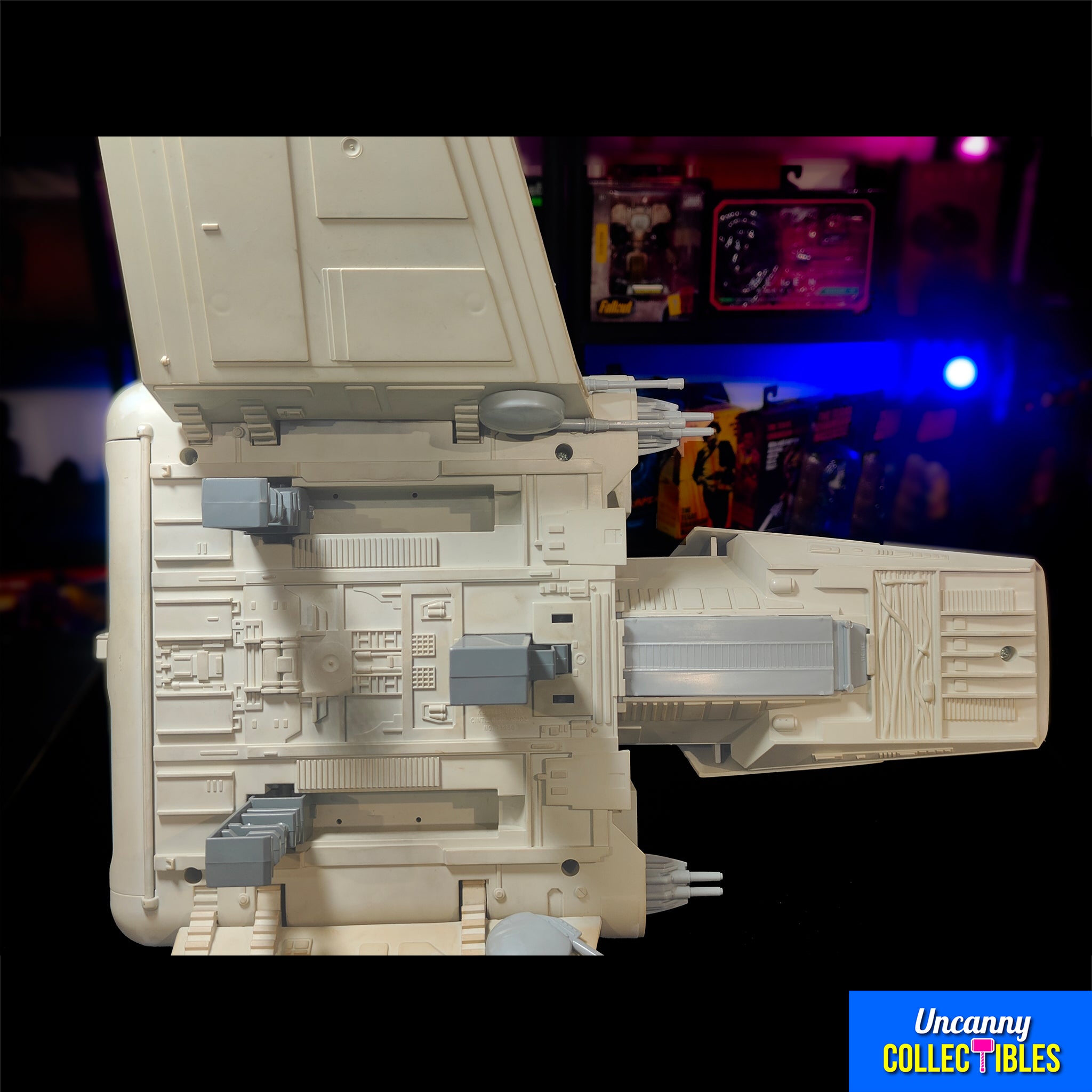 Star Wars Return of the Jedi Kenner Imperial Shuttle Vehicle 1984 Complete – Star Wars, Kenner, 58 cm, 1984, pre-owned collector piece, Uncanny Collectibles Dublin Ireland