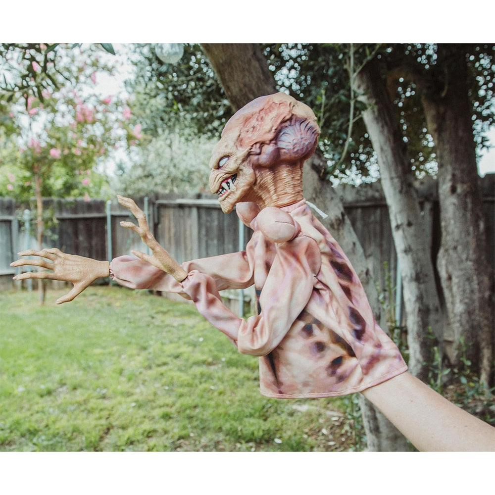 Syndicate Collectibles Pumpkinhead Horror Reachers Boxing Puppet 33cm – Horror, Syndicate Collectibles, 33 cm, 2024, pre-owned collector piece, Uncanny Collectibles Dublin Ireland