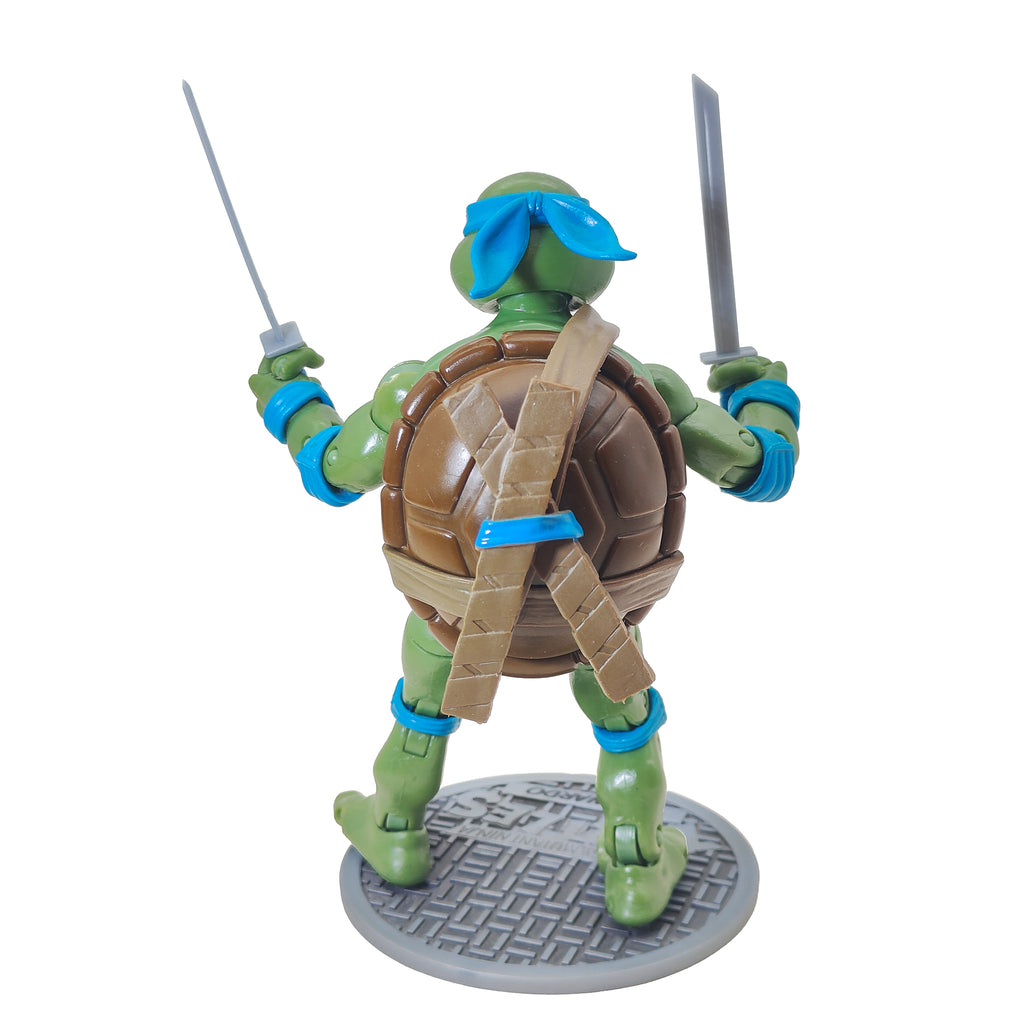 Teenage Mutant Ninja Turtles Classic Collection 1988 Leonardo Playmates Toys Action Figure 2012 – photo 8 of 16