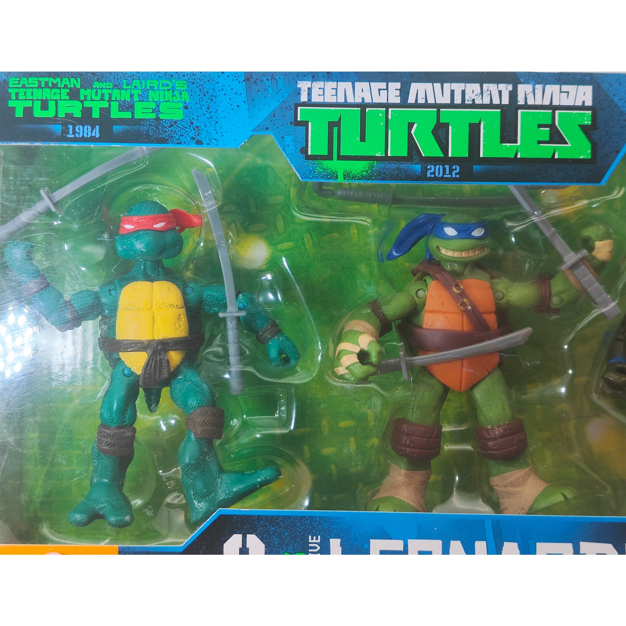 Teenage Mutant Ninja Turtles Leonardo Exclusive 3 Pack Playmates Toys Action Figure 2016 14cm – Teenage Mutant Ninja Turtles, Playmates Toys, 14 cm, 2016, pre-owned collector piece, Uncanny Collectibles Dublin Ireland