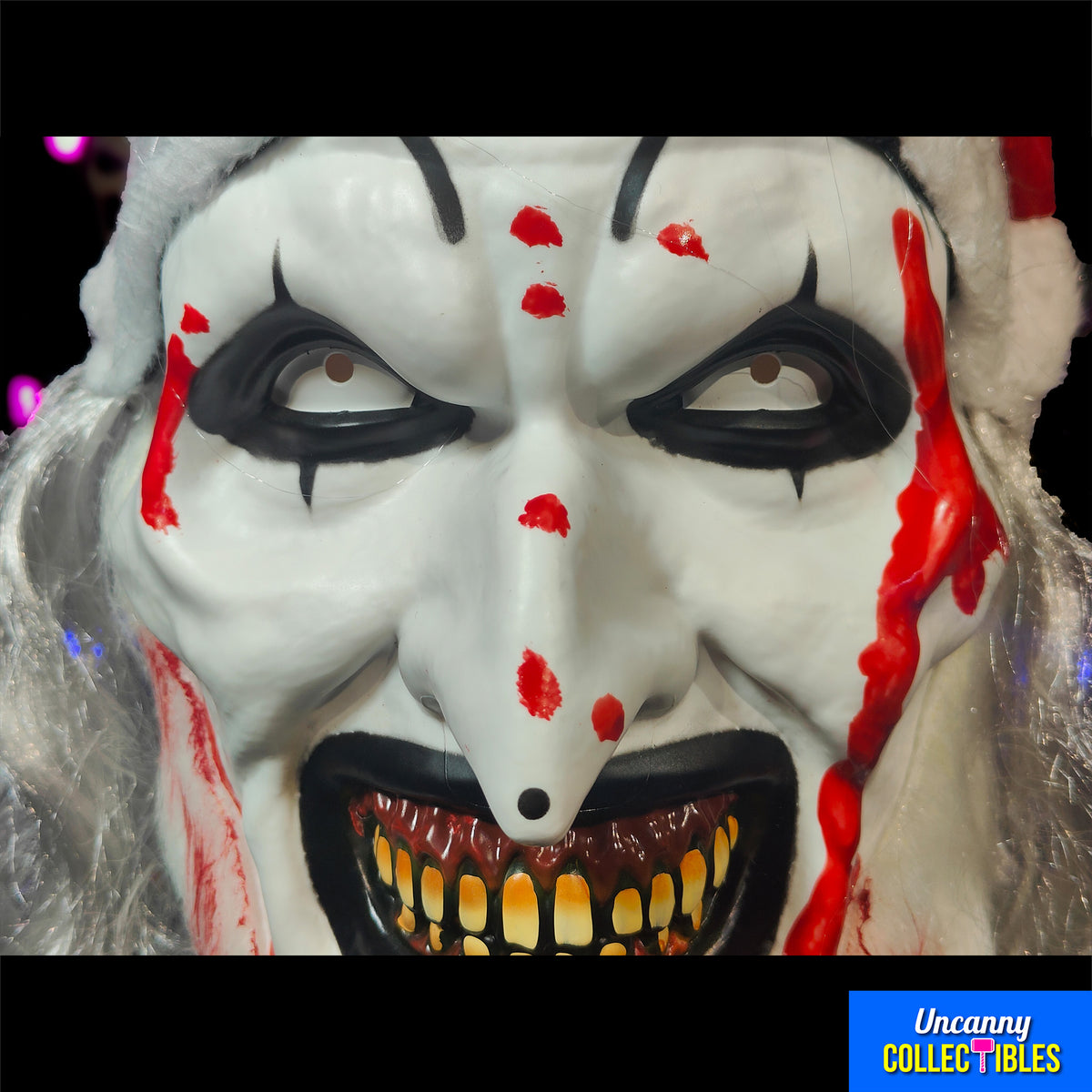 Terrifier 3 Santa Art the Clown Trick or Treat Studios Deluxe Mask - photo 4 of 12