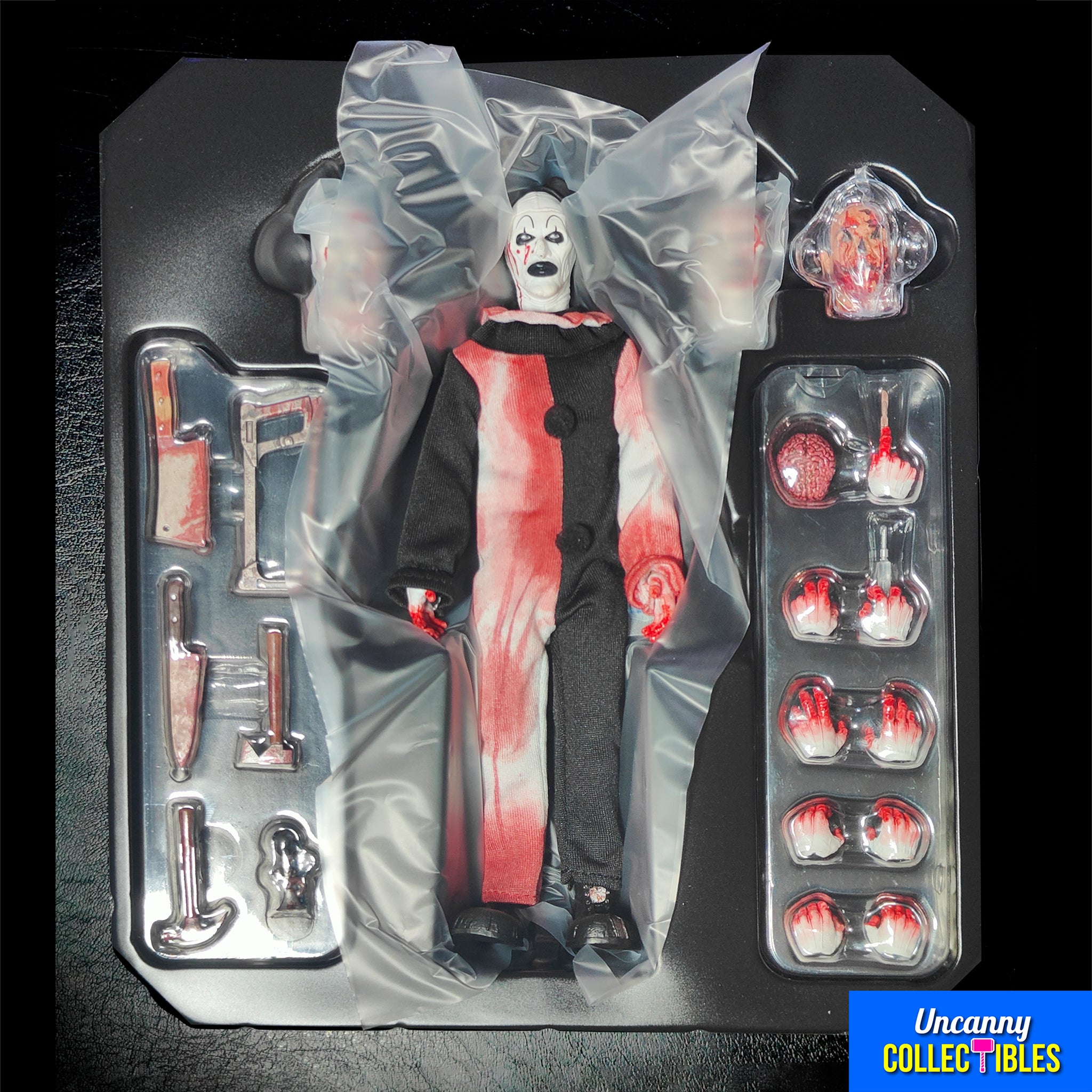 Terrifier Art The Clown Mezco Toyz One:12 Collective Deluxe Action Figure 2025 17cm – Terrifier, Mezco Toyz, 17 cm, 2025, brand new collector item, Uncanny Collectibles Dublin Ireland