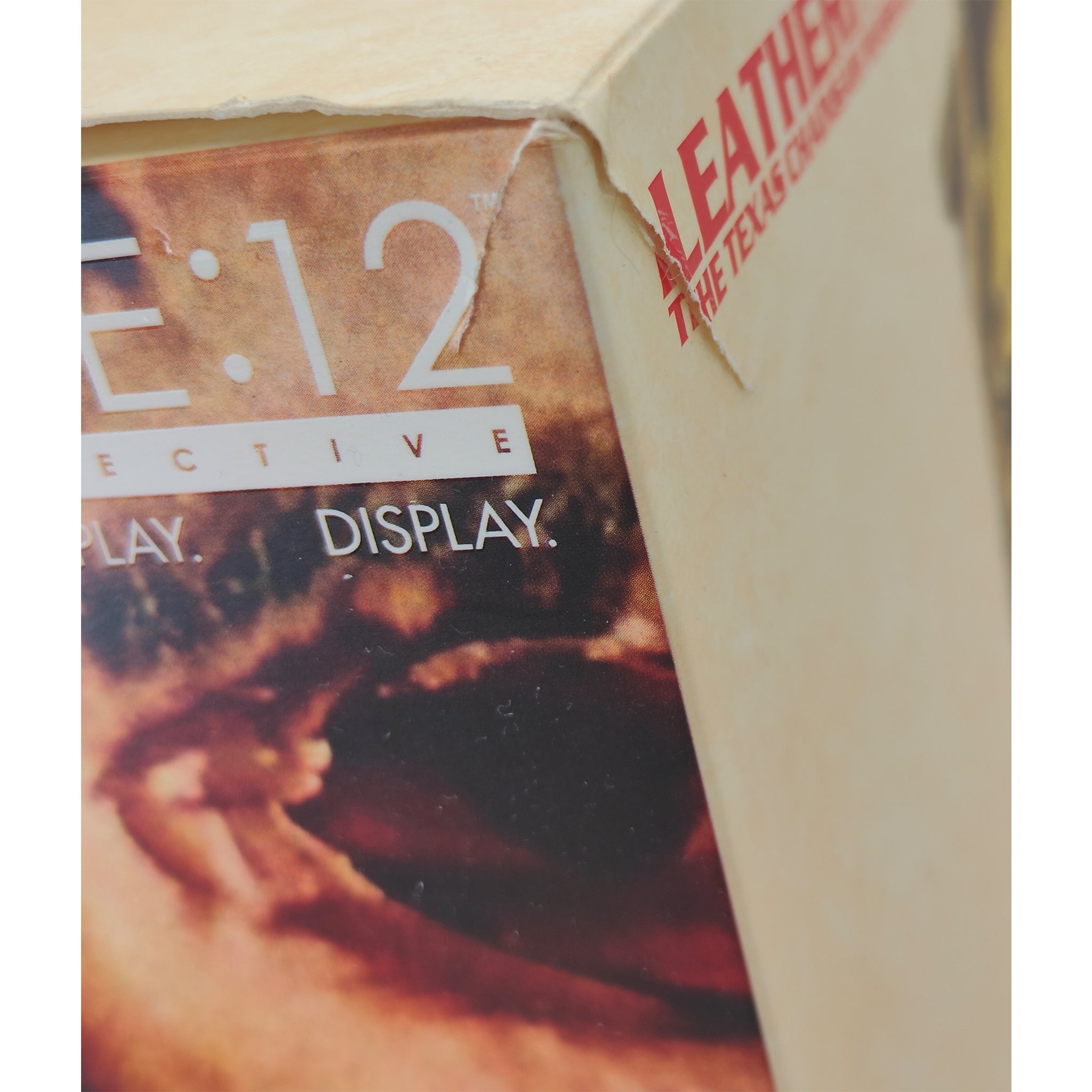 Texas Chainsaw Massacre 1974 Leatherface One:12 Collective Deluxe Edition With Sound – Texas Chainsaw Massacre, Mezco Toyz, 17 cm, pre-owned collector piece, Uncanny Collectibles Dublin Ireland