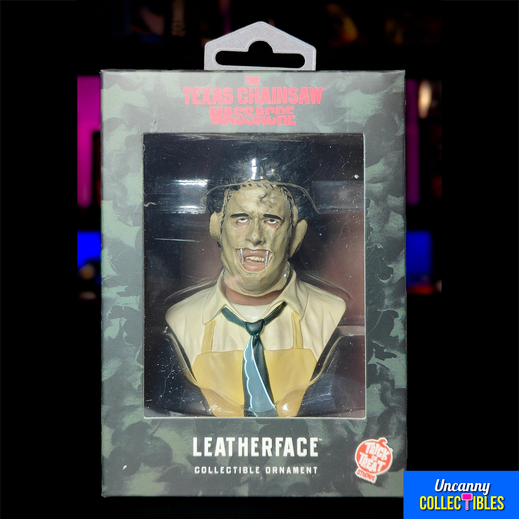 Texas Chainsaw Massacre Leatherface Trick Or Treat Studios Holiday Horrors Ornament 9cm – Texas Chainsaw Massacre, Trick or Treat Studios, 9 cm, brand new collector item, Uncanny Collectibles Dublin Ireland