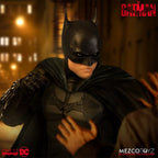 The Batman Mezco Toyz One:12 Collective Action Figure 17cm
