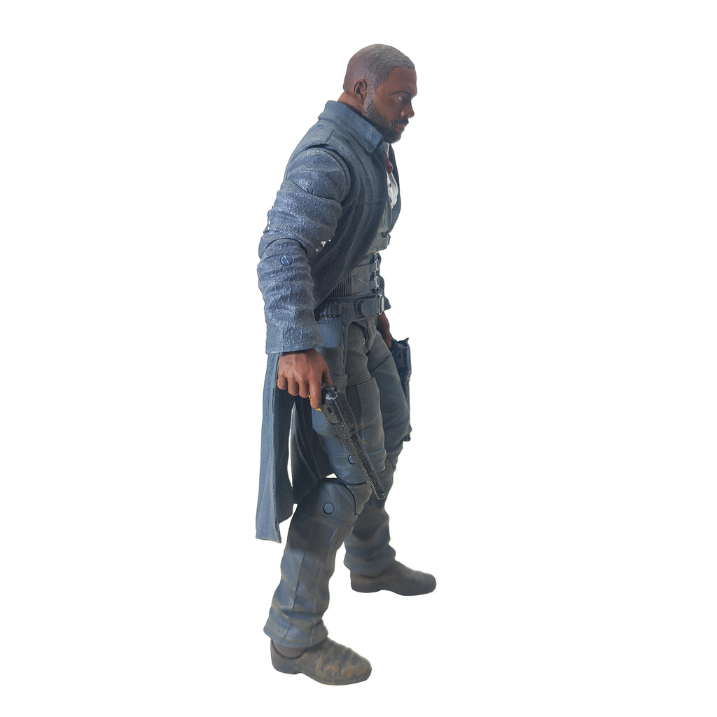 The Dark Tower The Gunslinger Diamond Select Action Figure