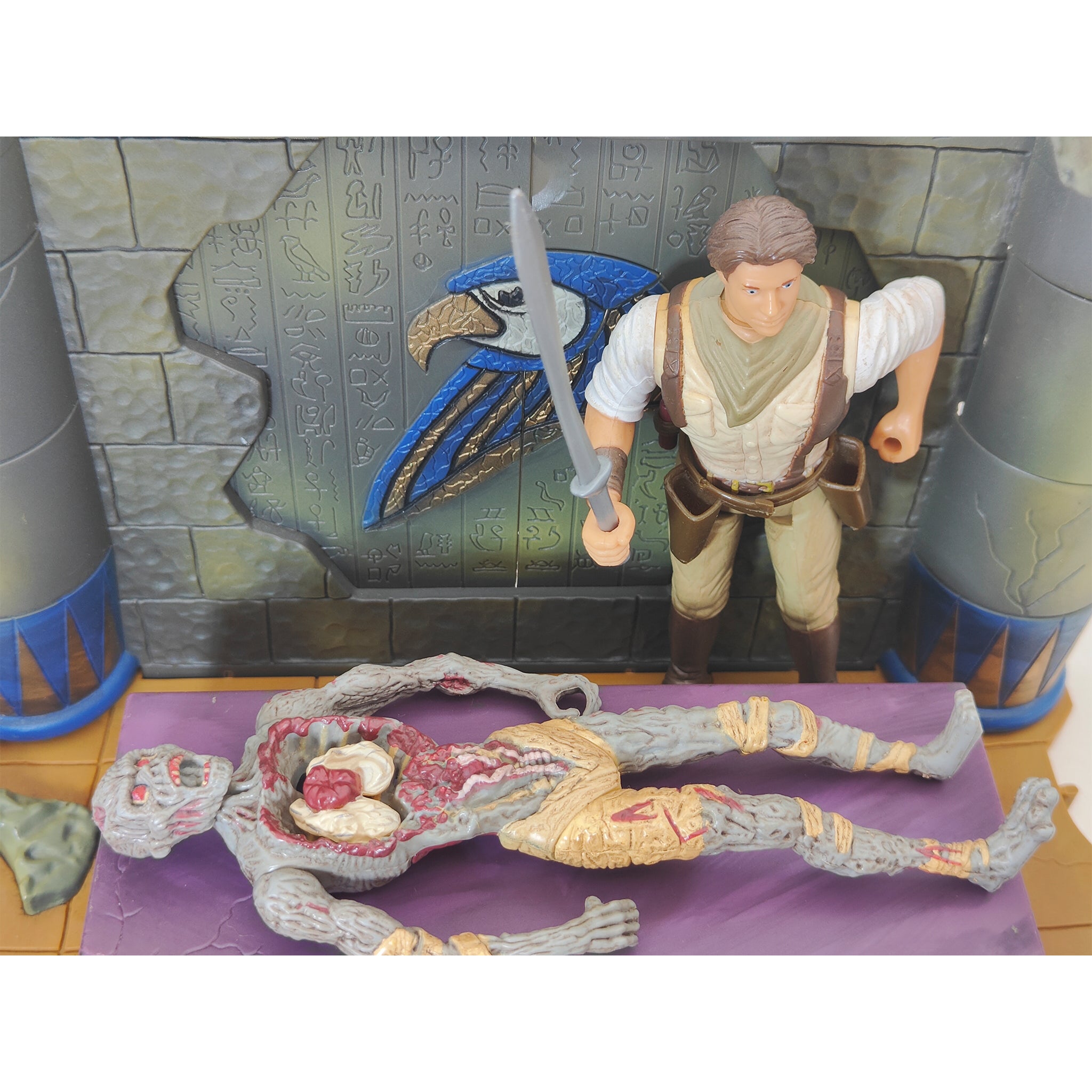 The Mummy The Chamber Electronic Re-Animation Playset Toy Island 1998 – Movie Icons & Heroes, Vintage Brands, 15 cm, 1998, pre-owned collector piece, Uncanny Collectibles Dublin Ireland