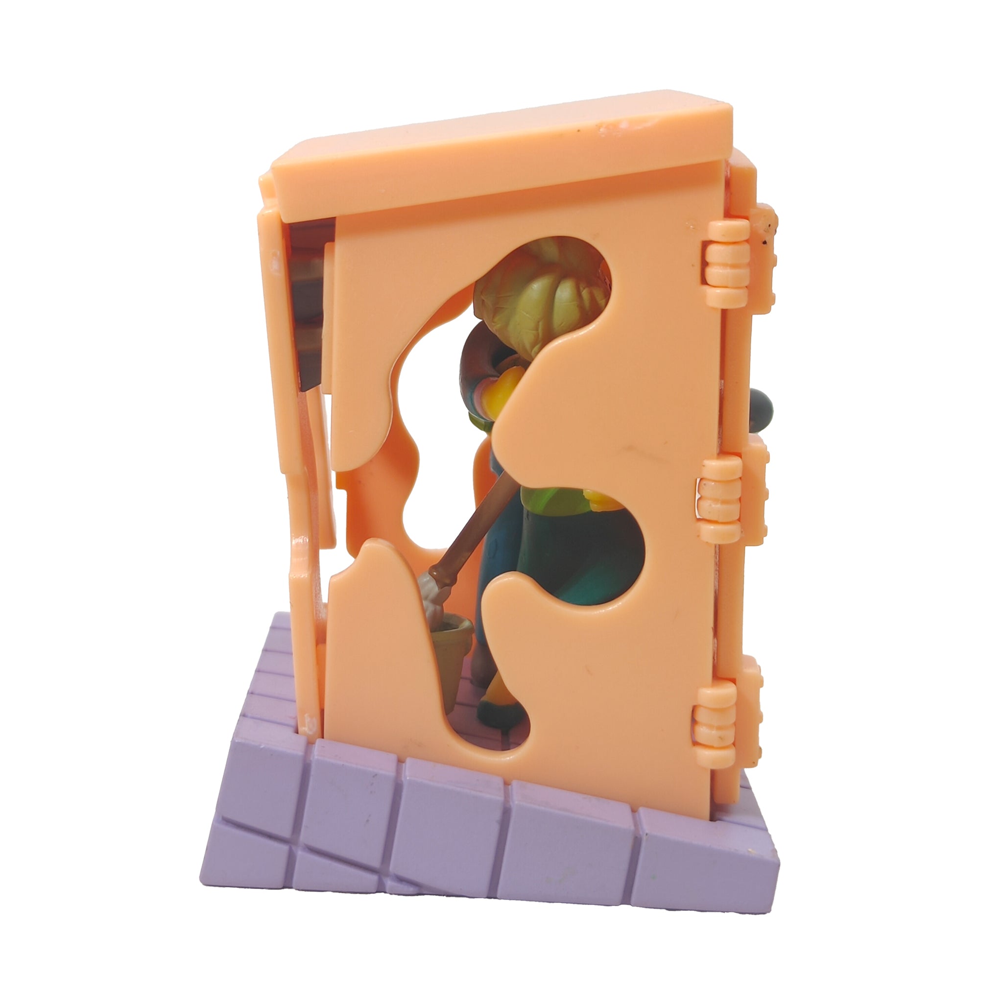 The Simpsons Skinner and Edna Krabapple Gentle Giant Busts Ups Mini Diorama