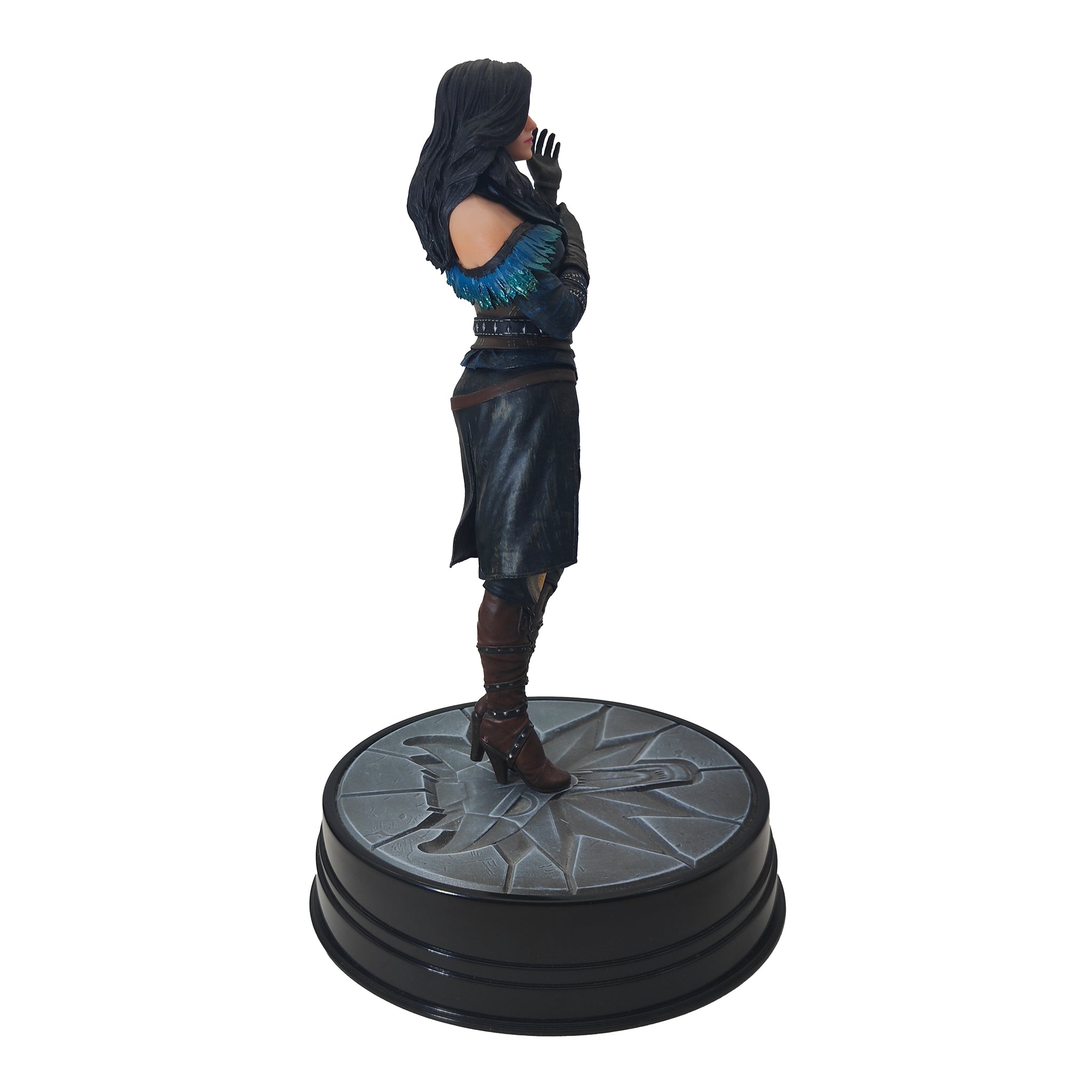 The Witcher 3 The Wild Hunt Yennefer of Vengerberg Dark Horse Deluxe Statue – Video Game Characters, Dark Horse Collectibles, 23 cm, pre-owned collector piece, Uncanny Collectibles Dublin Ireland