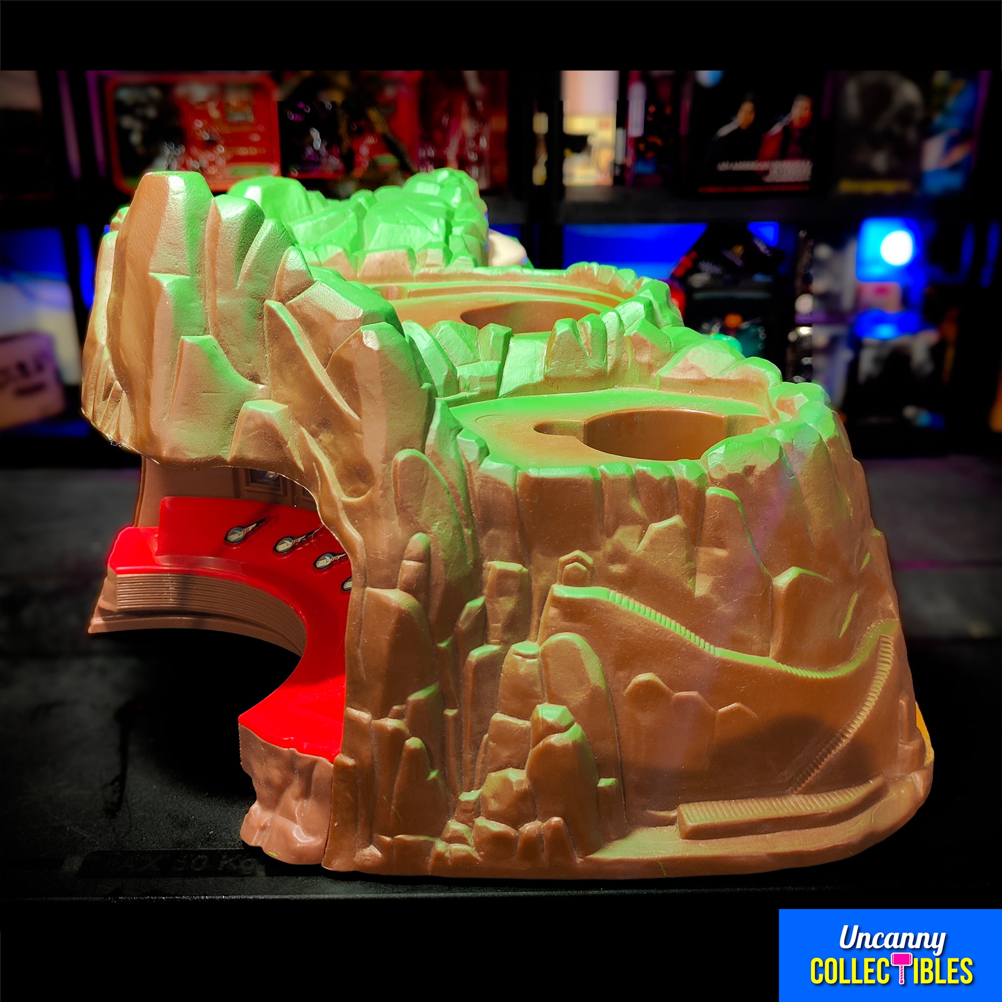 Thunderbirds Tracy Island Electronic Playset Vivid Imagination 2000 – Thunderbirds, Vivid Imaginations, 40 cm, 2000, pre-owned collector piece, Uncanny Collectibles Dublin Ireland