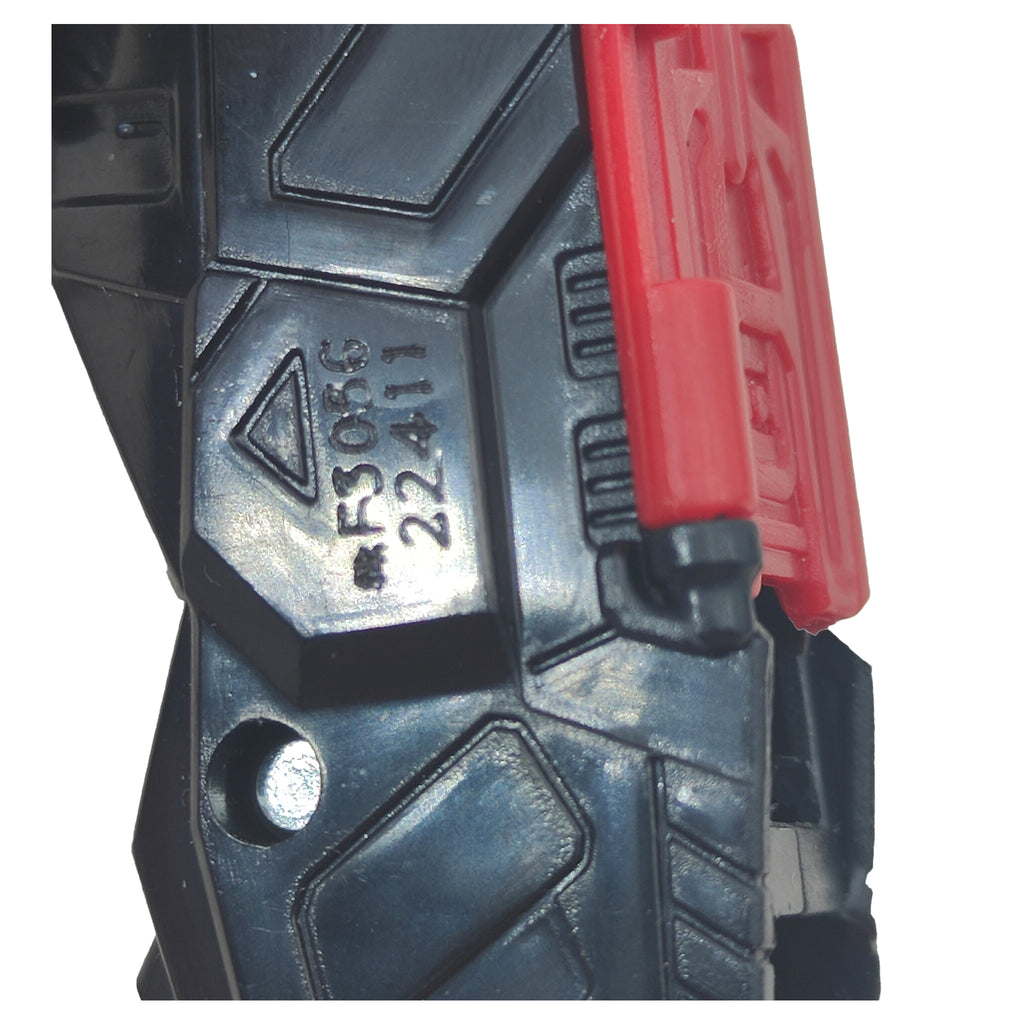 Transformers Generations Legacy Armada Starscream Voyager Class