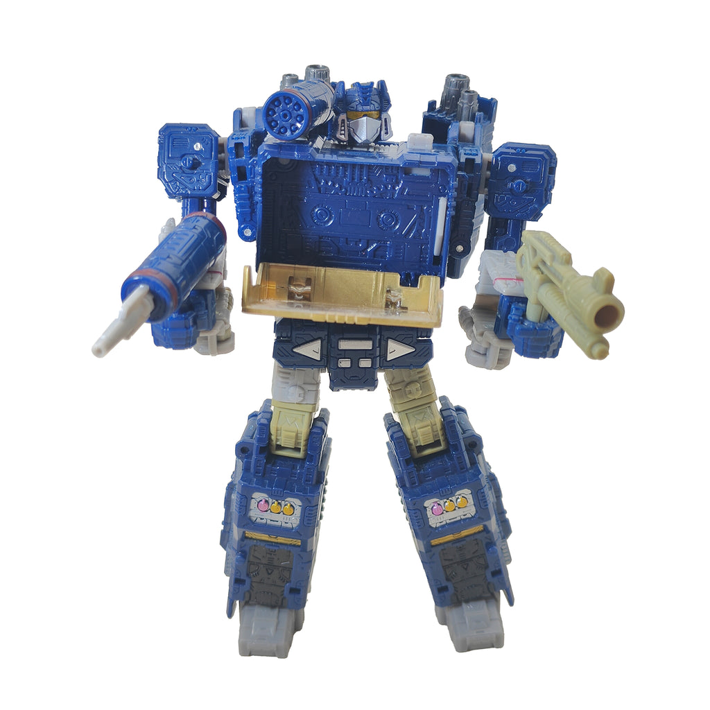 Transformers Generations Legacy Soundwave Voyager Class