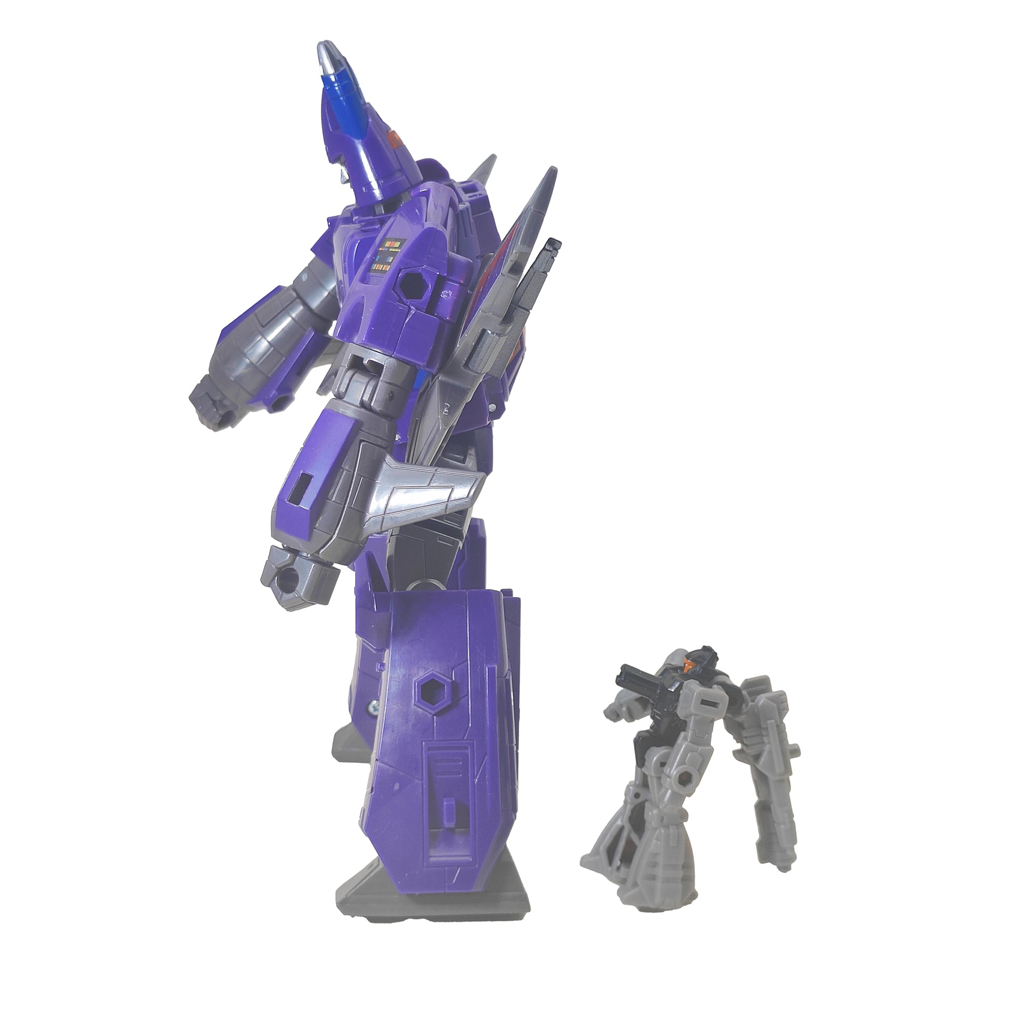 Transformers Generations Selects Legacy Cyclonus and Nightstick Voyager Class Action Figure Hasbro 2023 – Transformers, Hasbro, 18 cm, 2023, pre-owned collector piece, Uncanny Collectibles Dublin Ireland