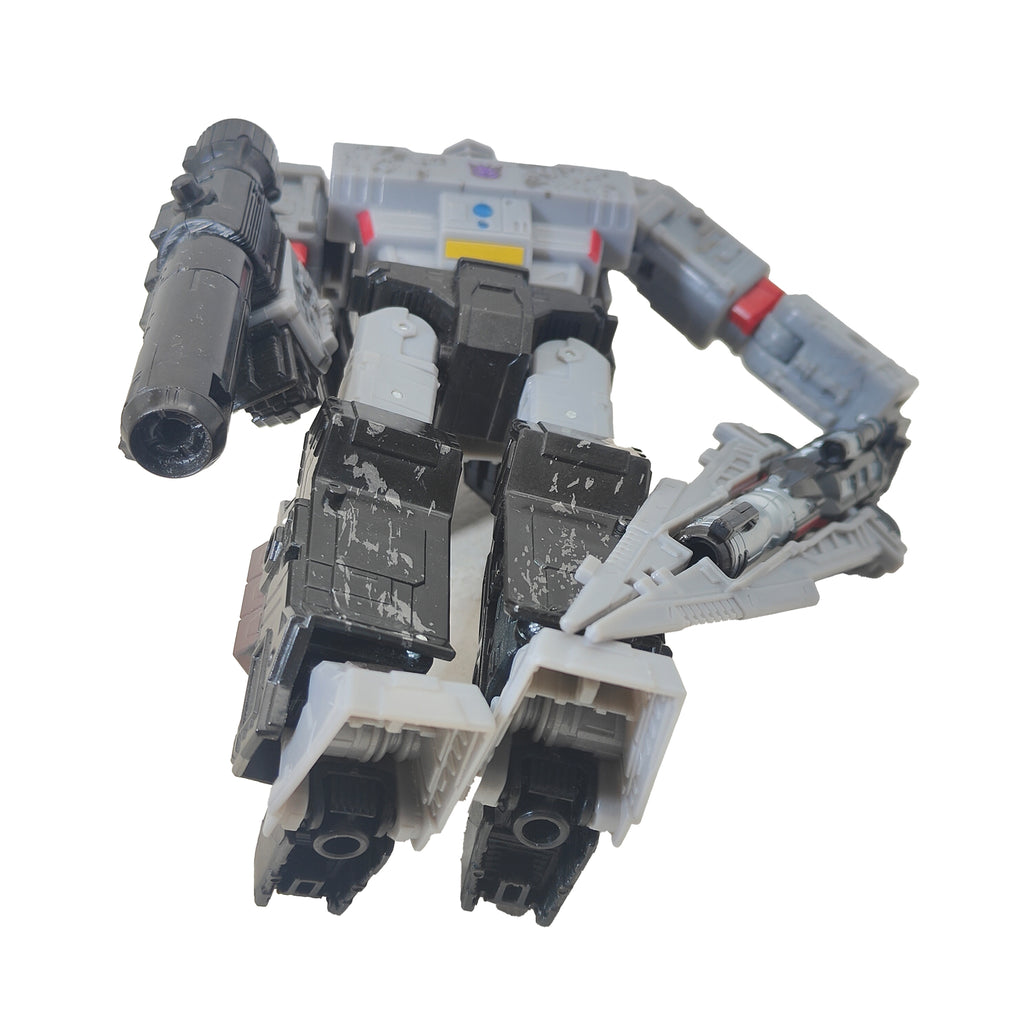 Transformers Siege War for Cybertron Megatron Voyager Class