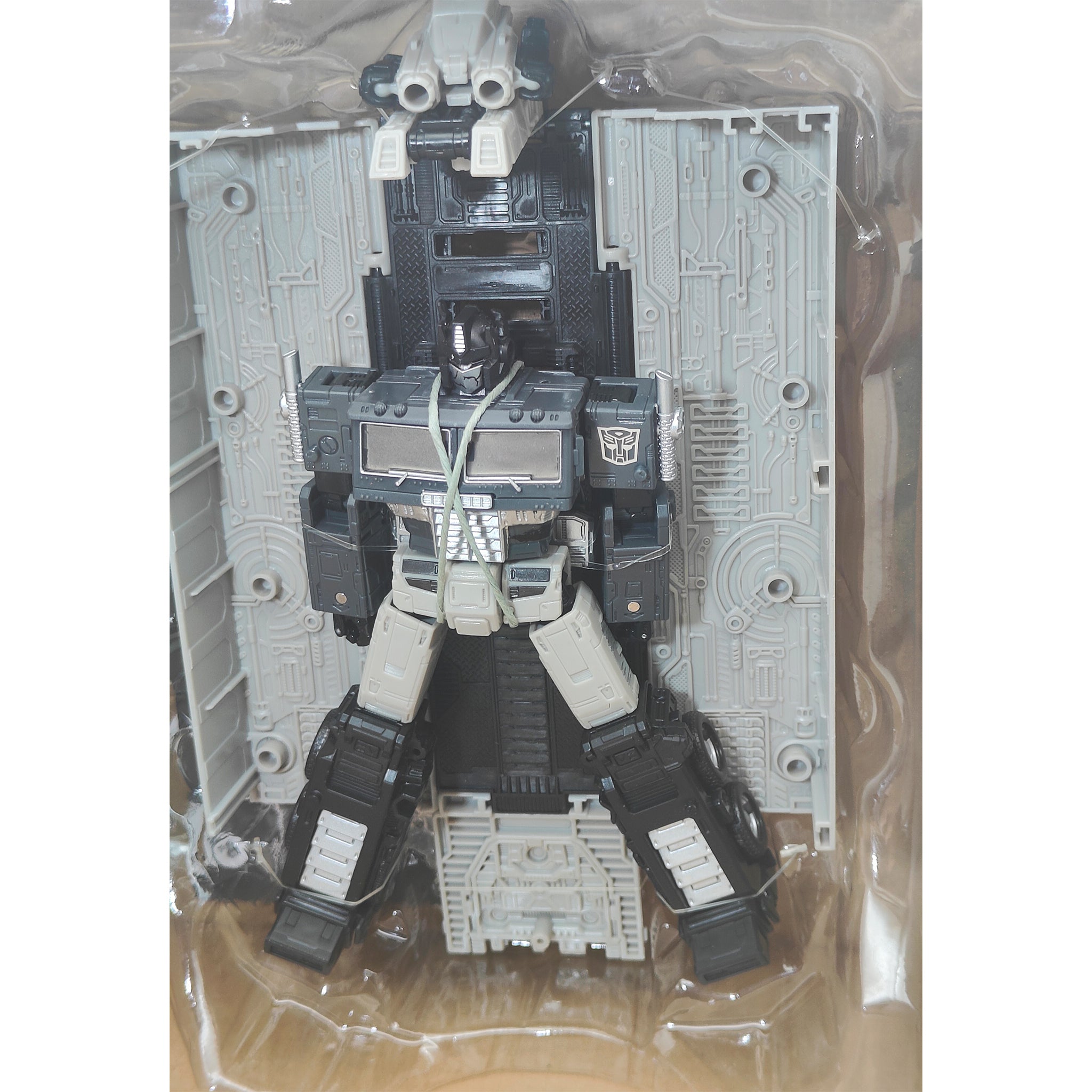Transformers War for Cybertron Earthrise Alternate Universe Optimus Prime Action Figure Hasbro 2020 Exclusive – Transformers, Hasbro, 18 cm, 2020, pre-owned collector piece, Uncanny Collectibles Dublin Ireland