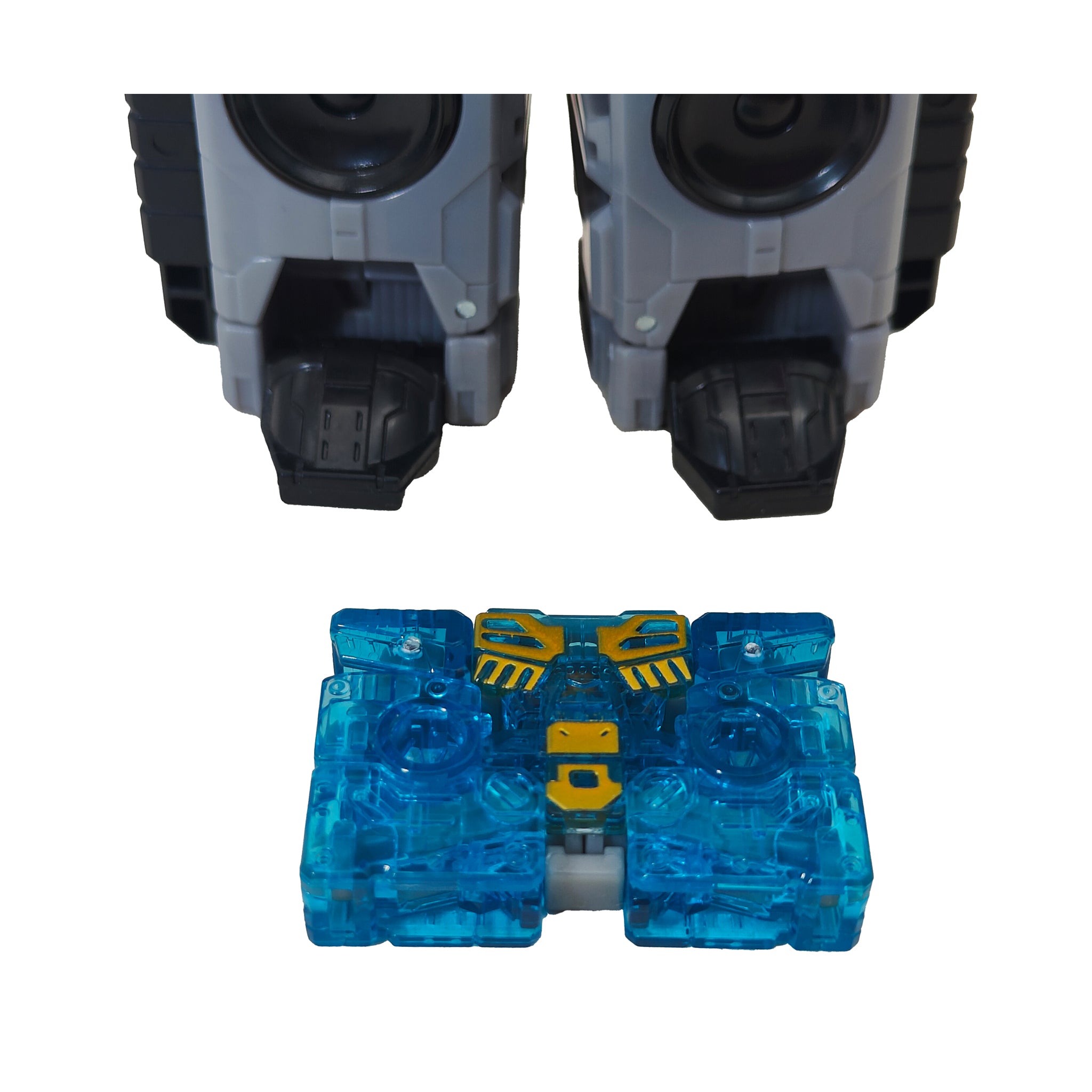 Transformers War for Cybertron Kingdom Blaster and Eject Voyager Class Hasbro